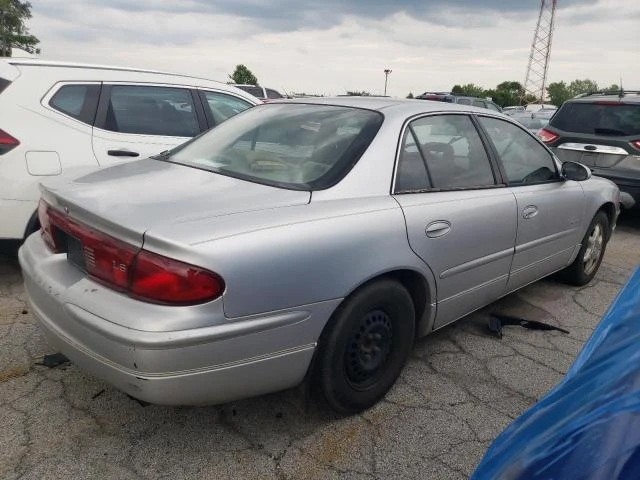 Photo 2 VIN: 2G4WB52K5Y1306137 - BUICK REGAL LS 