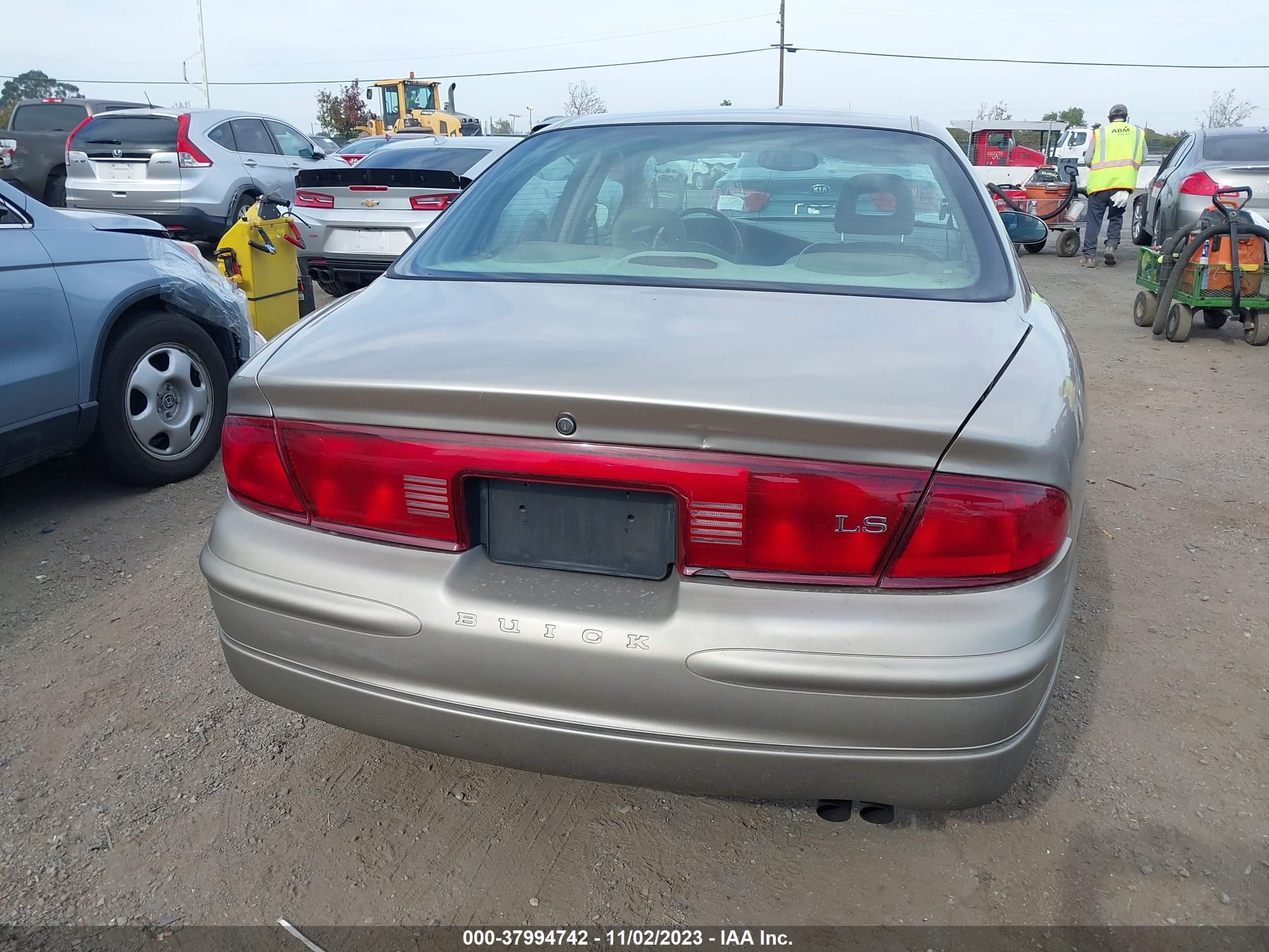 Photo 15 VIN: 2G4WB52K6W1581979 - BUICK REGAL 