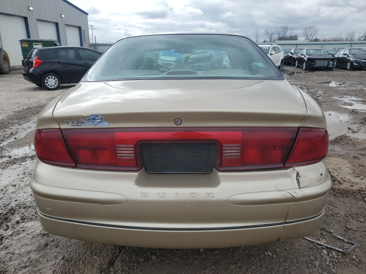 Photo 5 VIN: 2G4WB52K841223344 - BUICK REGAL 