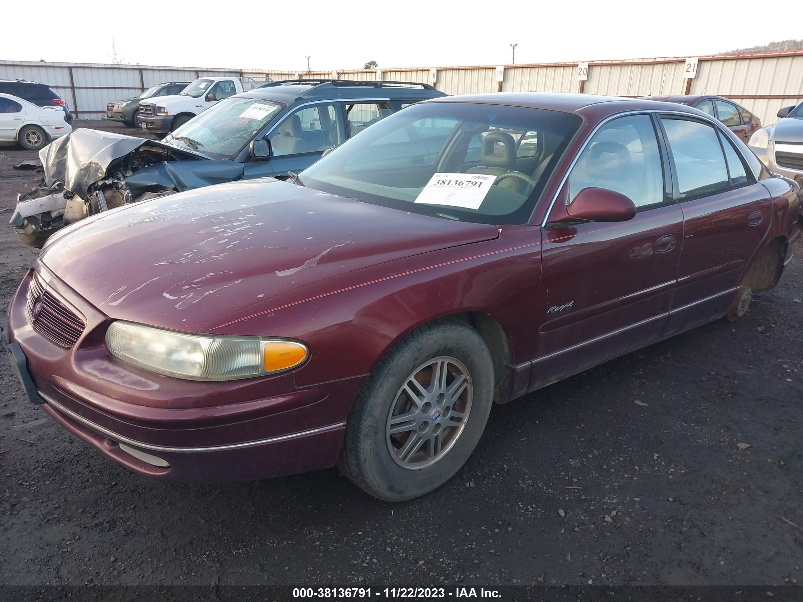 Photo 1 VIN: 2G4WB52KXX1517414 - BUICK REGAL 