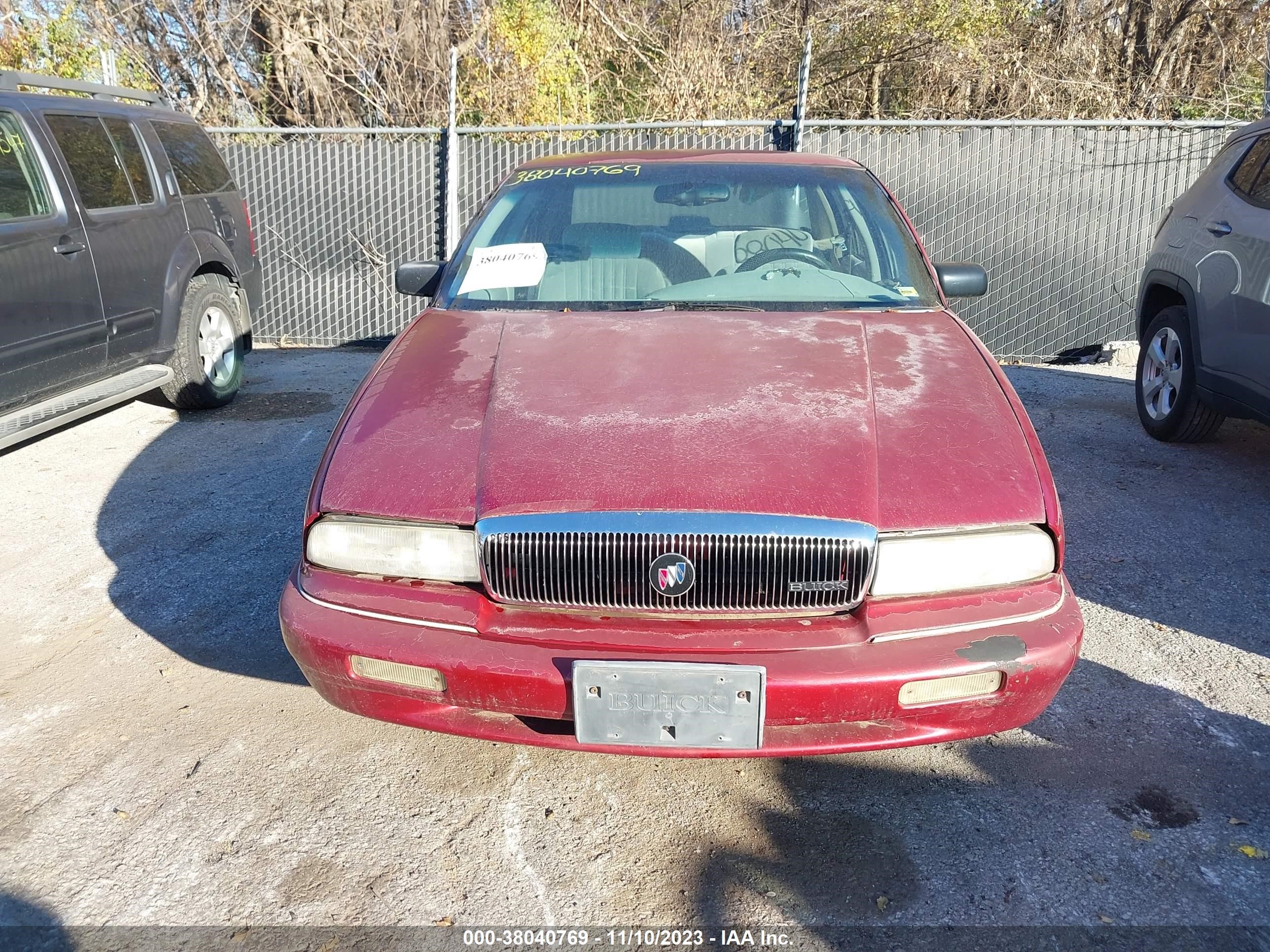 Photo 5 VIN: 2G4WB52M5S1430496 - BUICK REGAL 