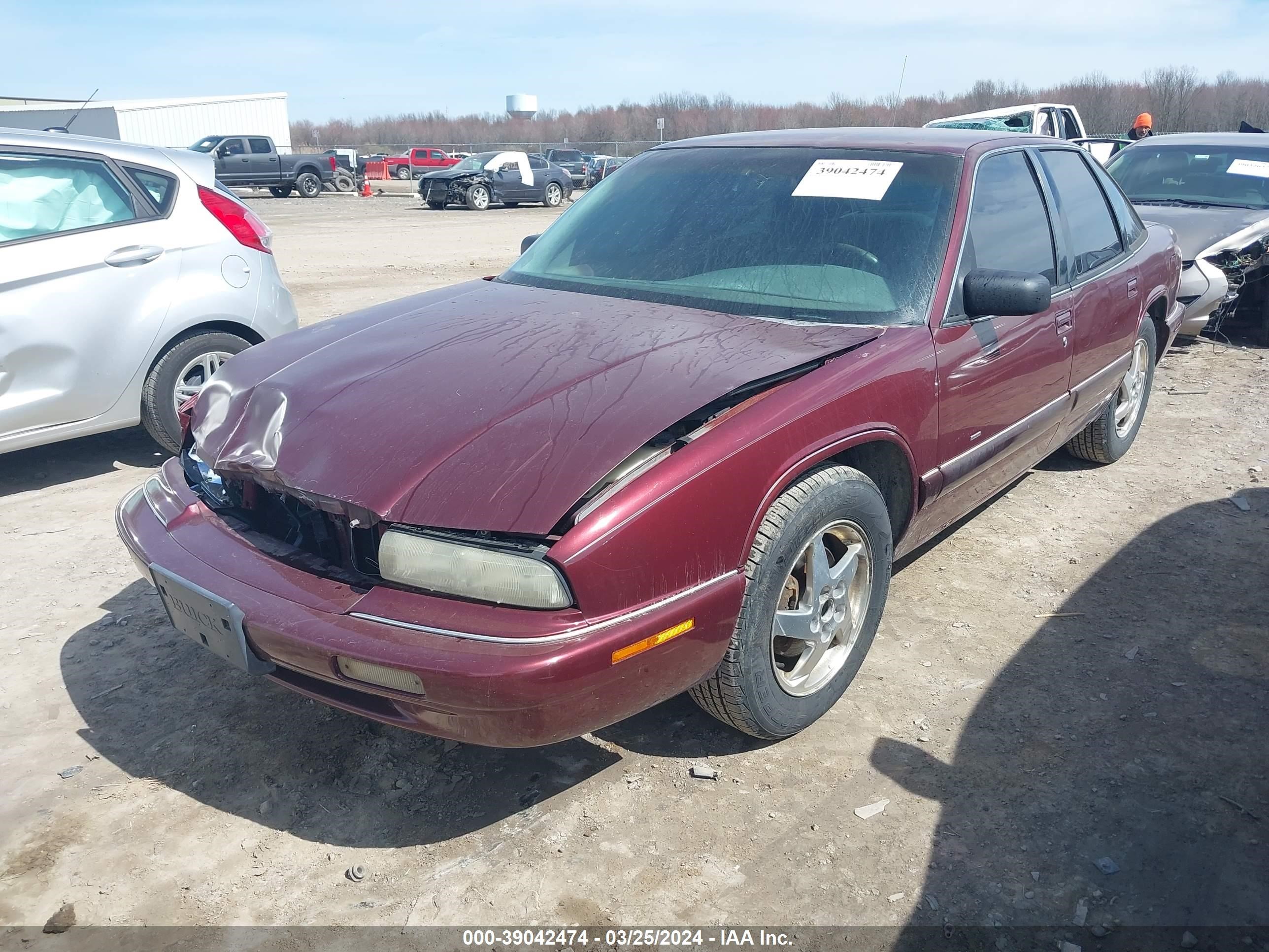 Photo 1 VIN: 2G4WB52M7T1493603 - BUICK REGAL 