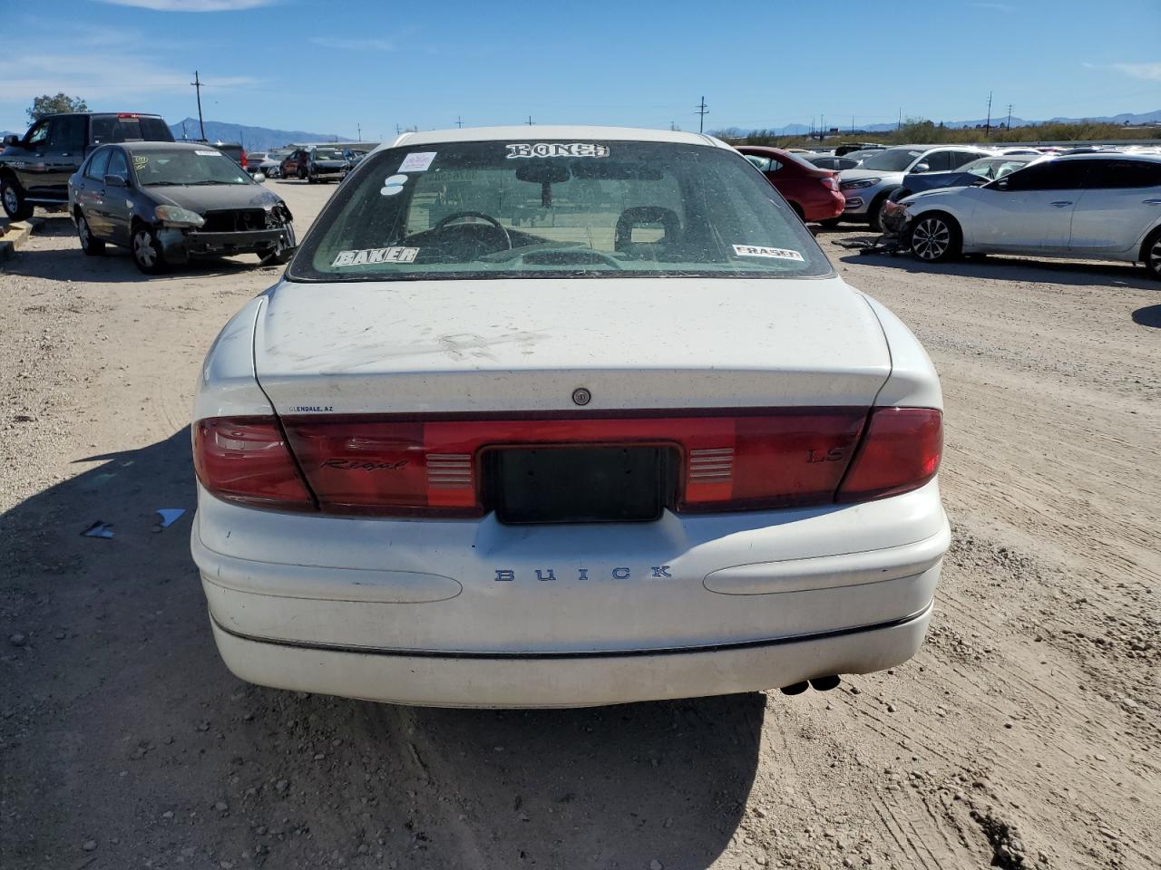 Photo 5 VIN: 2G4WB55K521263244 - BUICK REGAL 