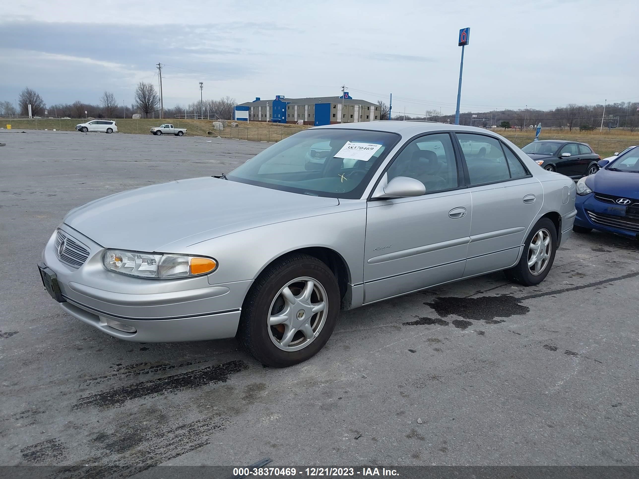 Photo 1 VIN: 2G4WB55K911320608 - BUICK REGAL 