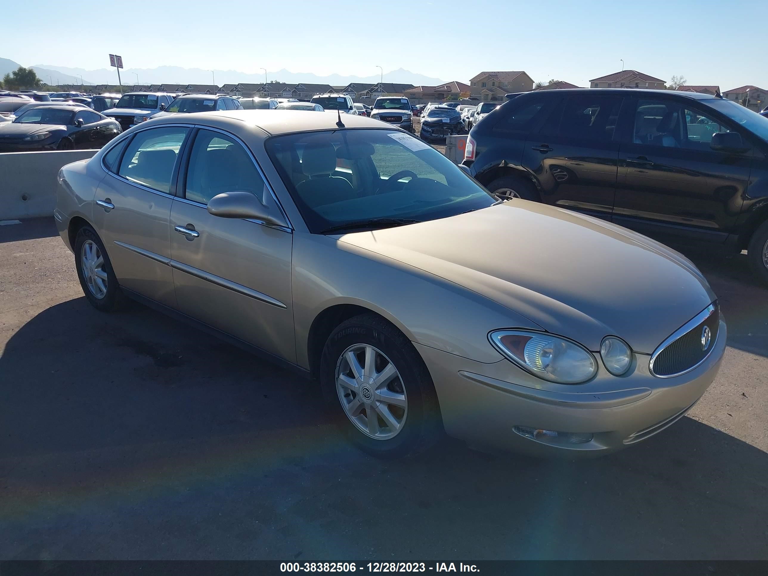 Photo 0 VIN: 2G4WC532251217651 - BUICK LACROSSE 