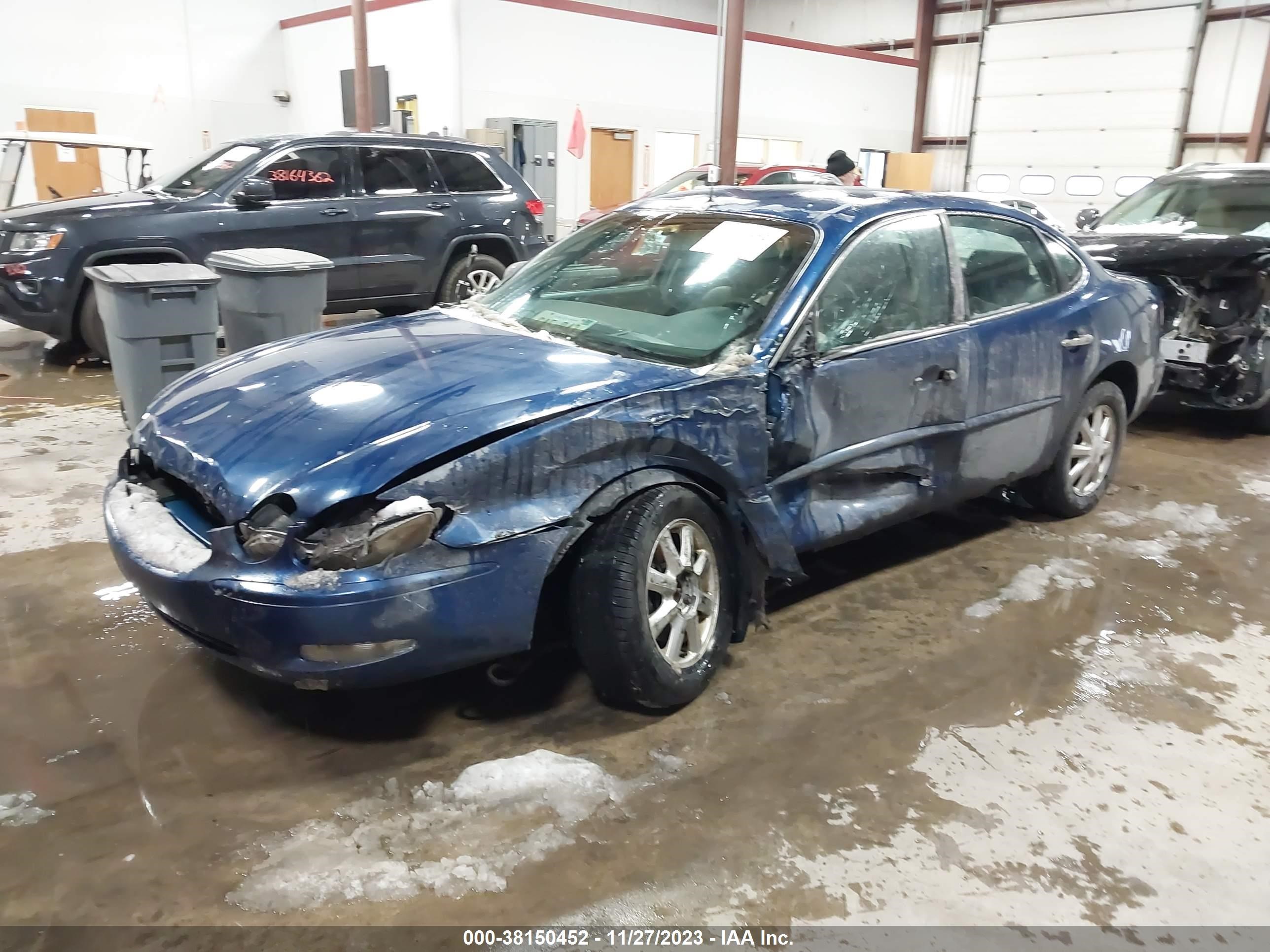 Photo 1 VIN: 2G4WC532251313568 - BUICK LACROSSE 