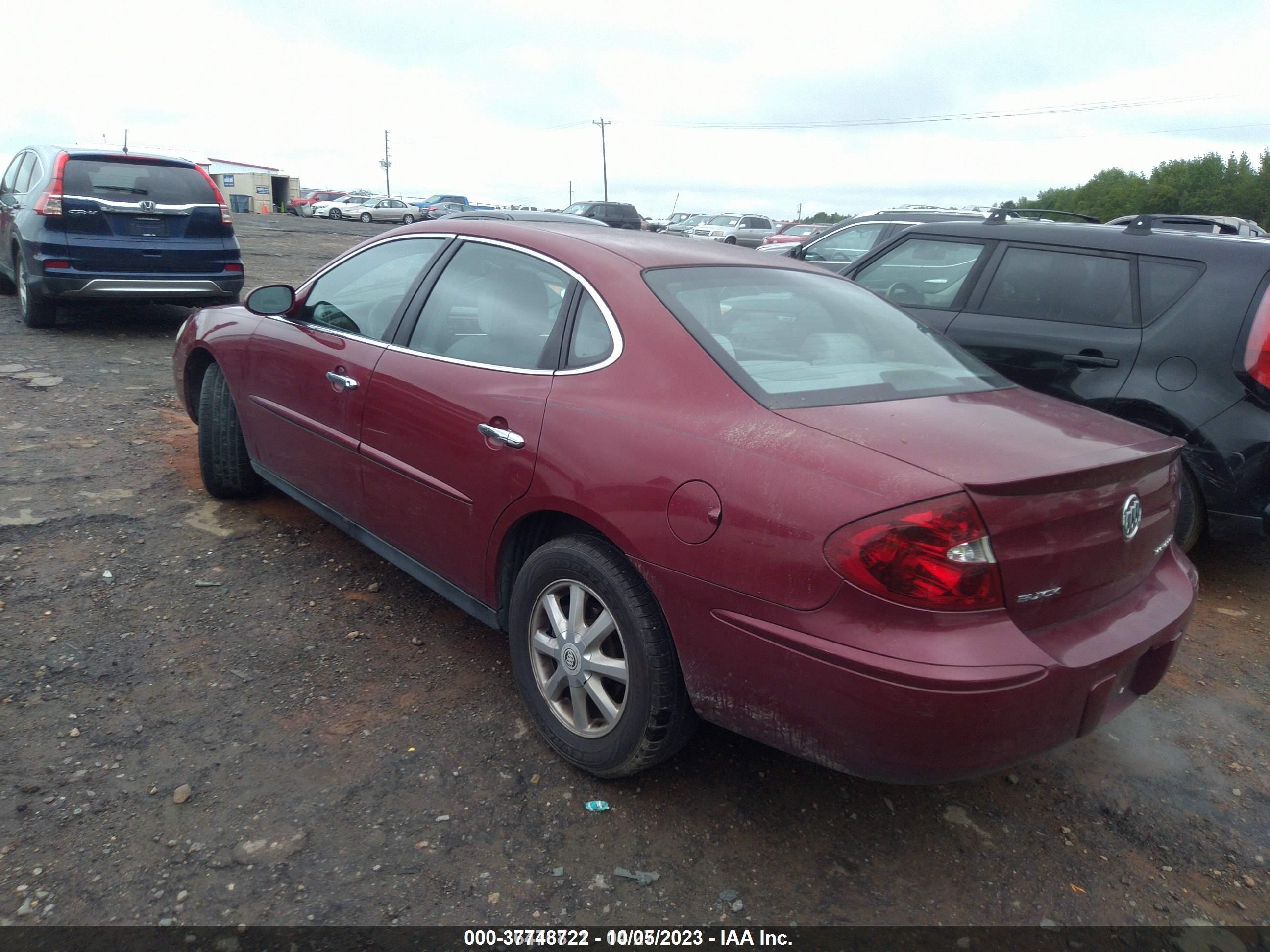 Photo 2 VIN: 2G4WC532X51225013 - BUICK LACROSSE 