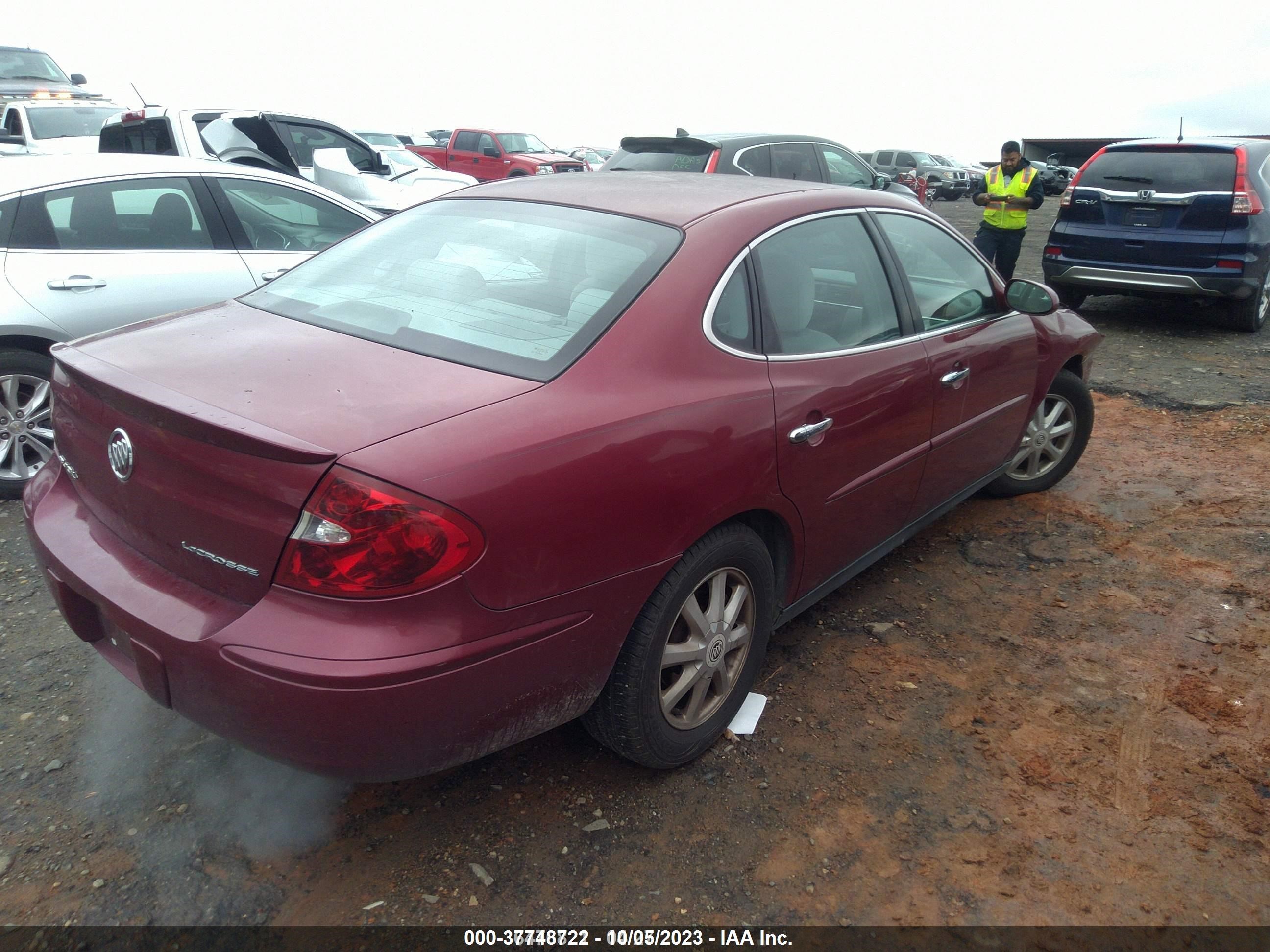 Photo 3 VIN: 2G4WC532X51225013 - BUICK LACROSSE 