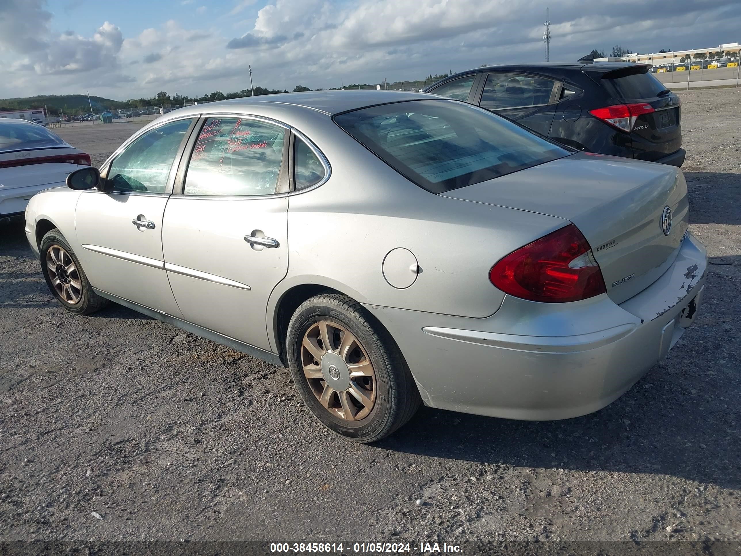 Photo 2 VIN: 2G4WC552271120529 - BUICK LACROSSE 