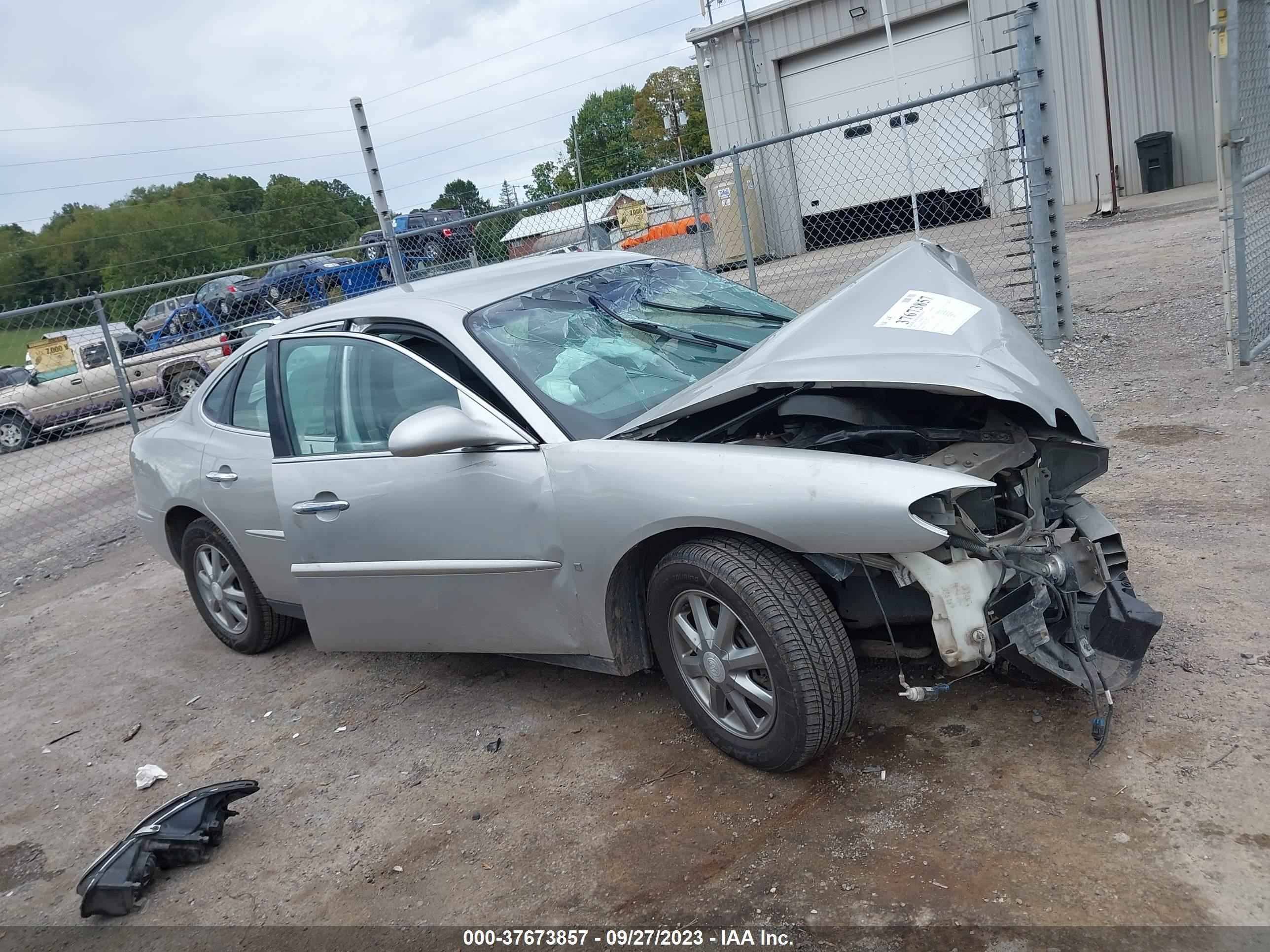 Photo 13 VIN: 2G4WC552471104252 - BUICK LACROSSE 