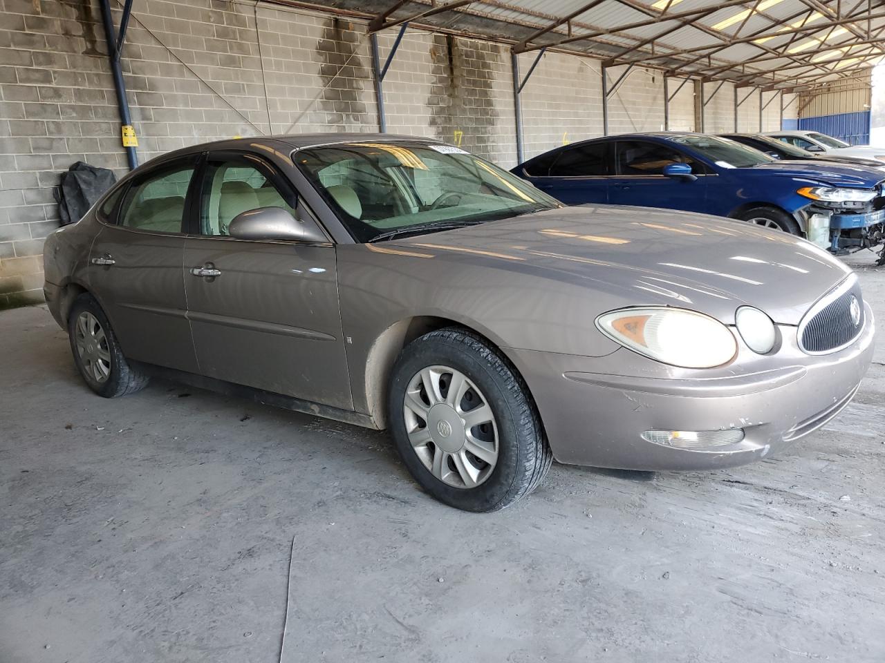 Photo 3 VIN: 2G4WC552561122550 - BUICK LACROSSE 