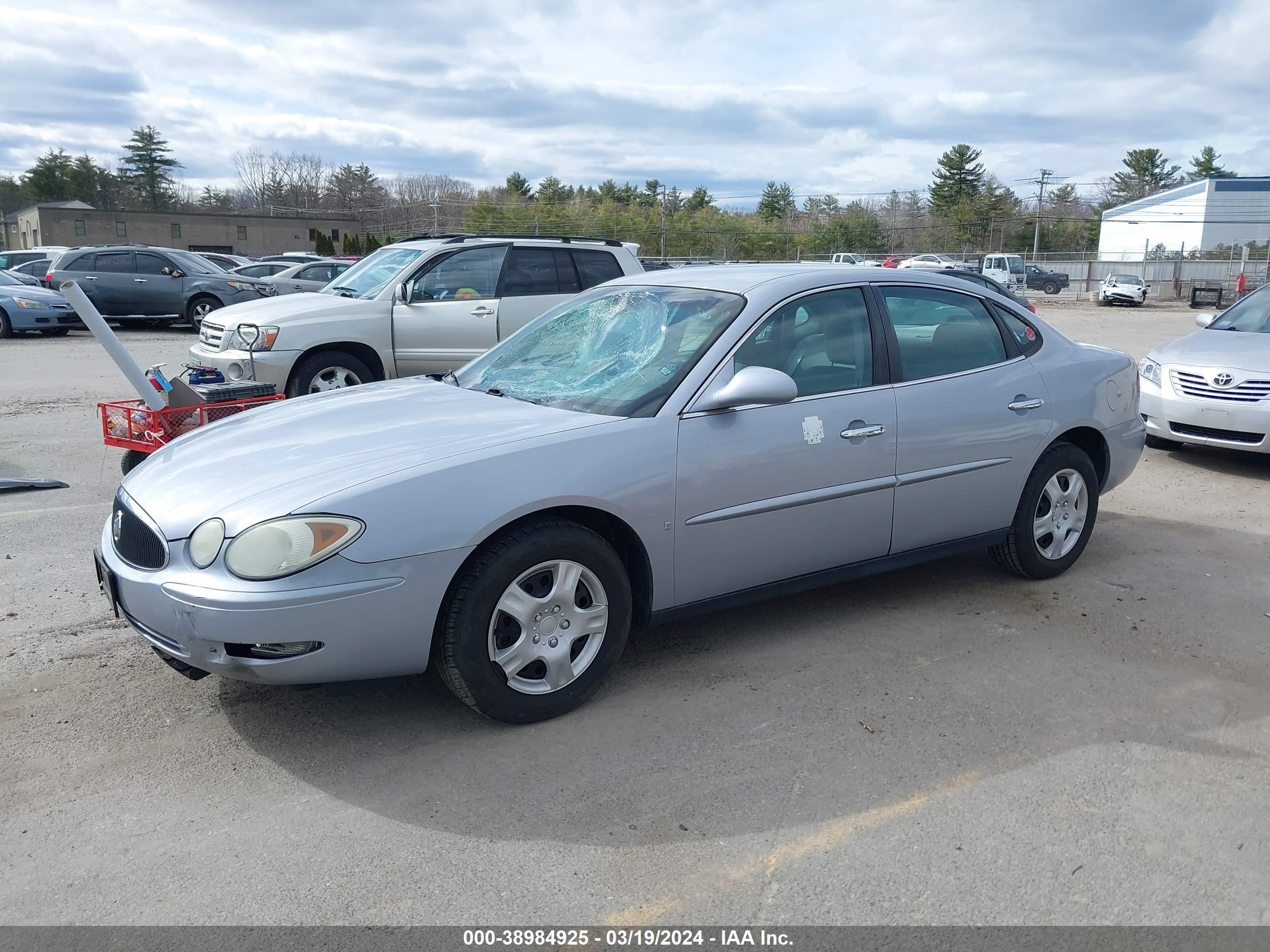 Photo 1 VIN: 2G4WC582061201037 - BUICK LACROSSE 