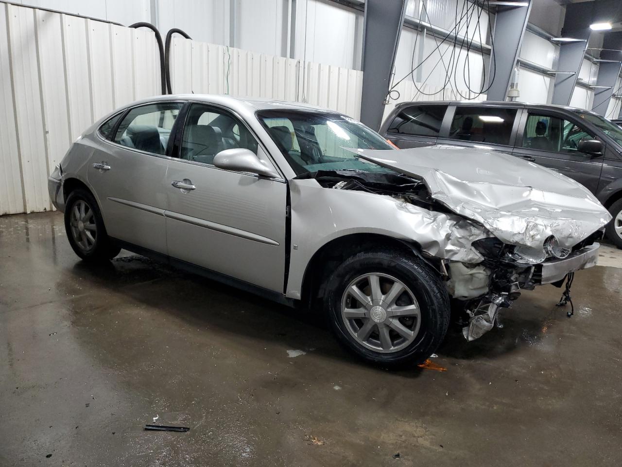 Photo 3 VIN: 2G4WC582071152925 - BUICK LACROSSE 