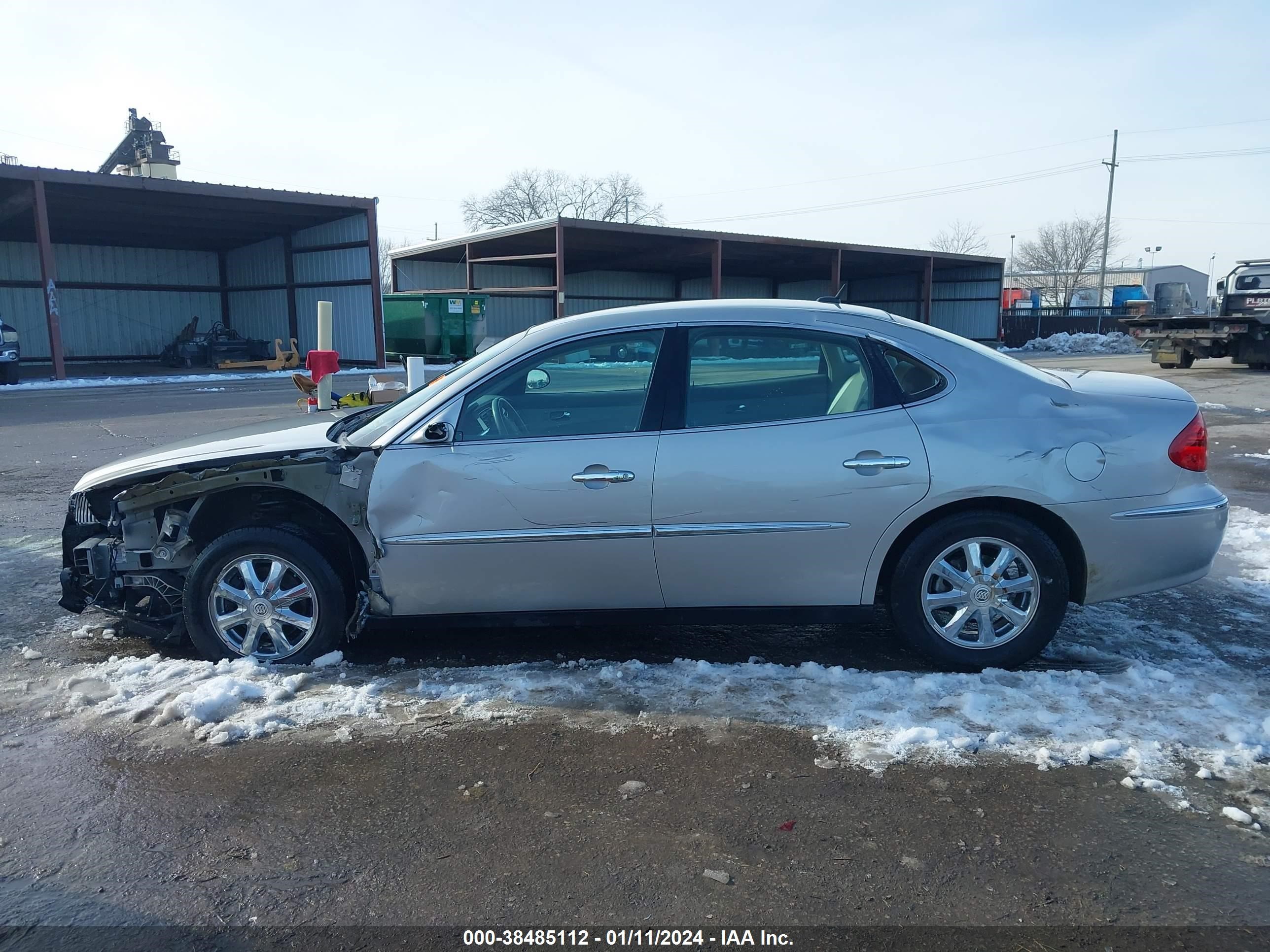 Photo 13 VIN: 2G4WC582081171802 - BUICK LACROSSE 