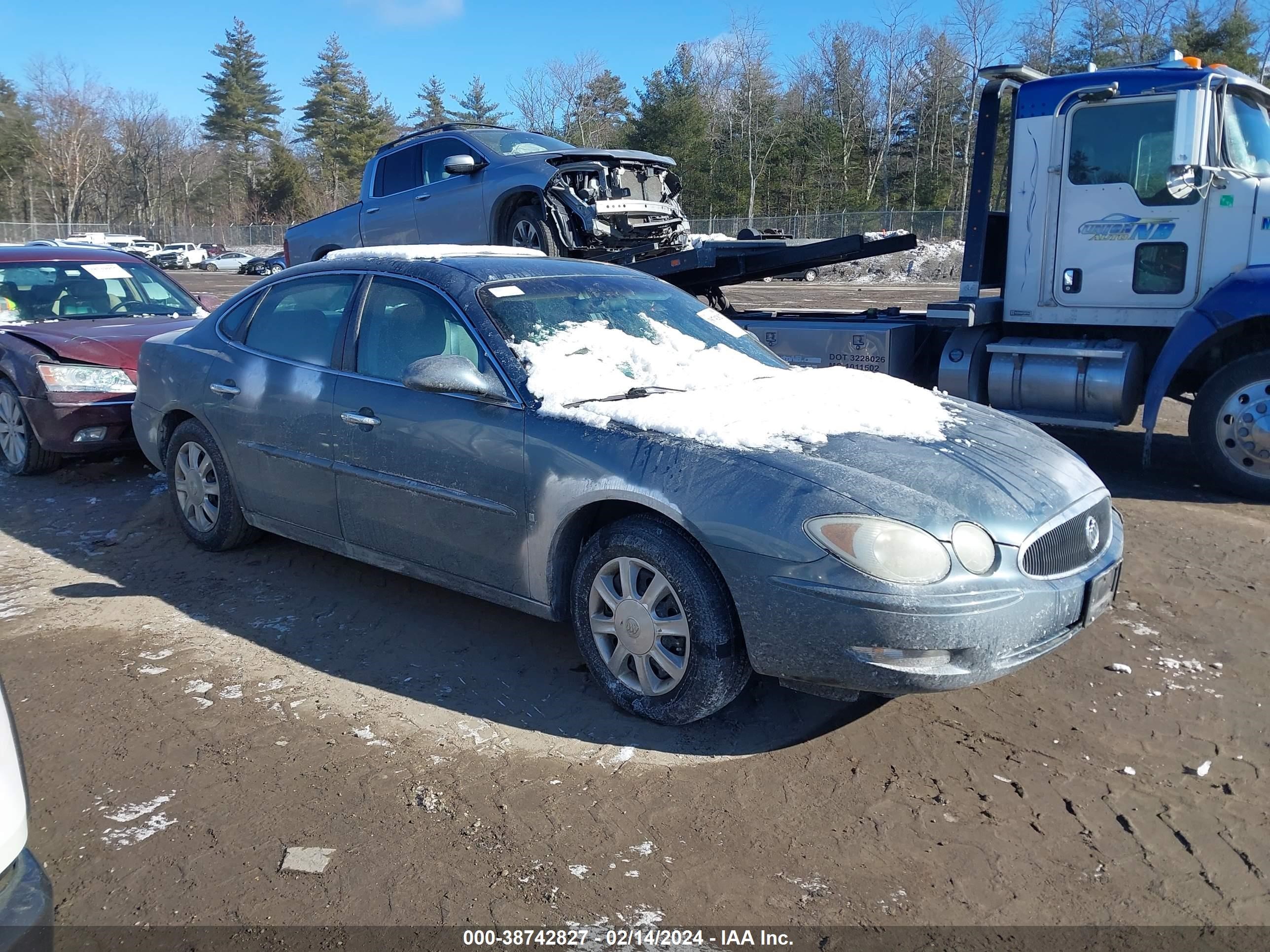 Photo 0 VIN: 2G4WC582261138586 - BUICK LACROSSE 