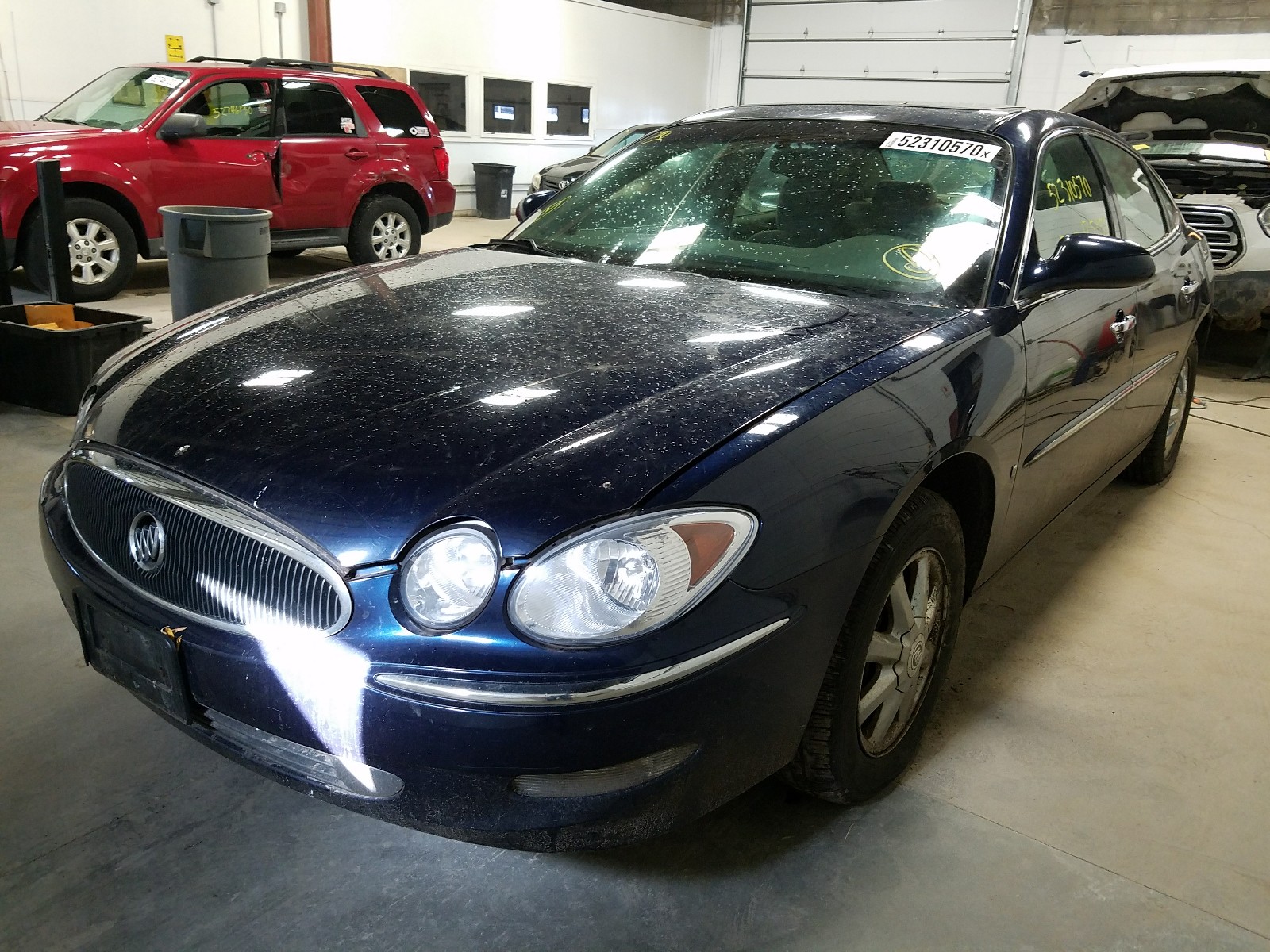 Photo 1 VIN: 2G4WC582271178104 - BUICK LACROSSE C 