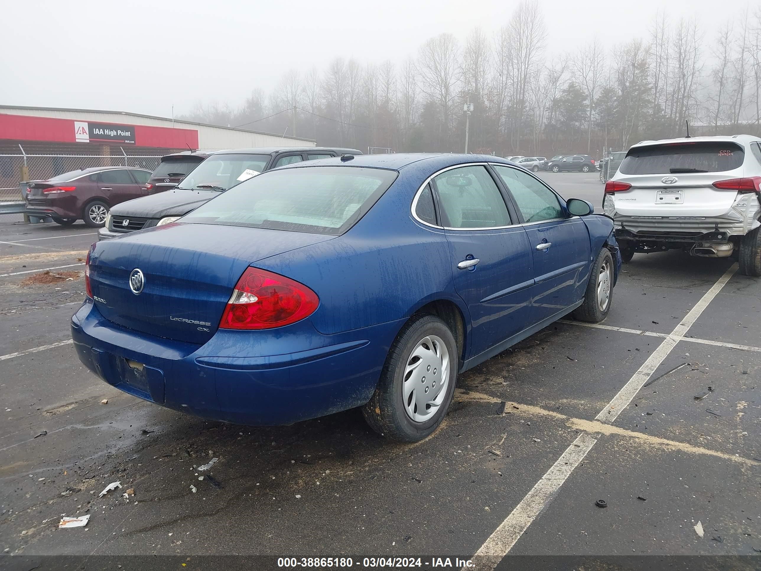 Photo 3 VIN: 2G4WC582361165392 - BUICK LACROSSE 