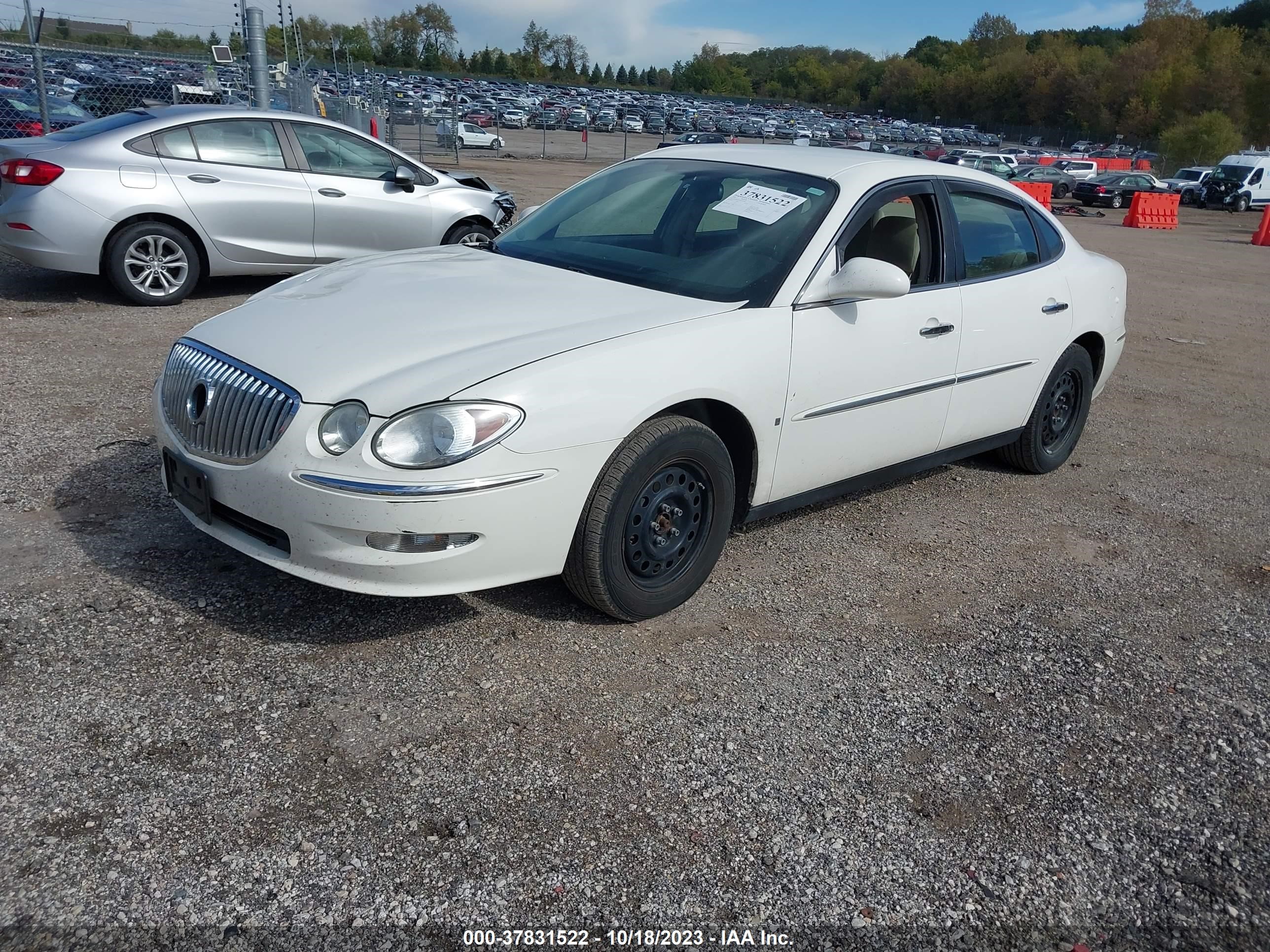 Photo 1 VIN: 2G4WC582381181918 - BUICK LACROSSE 