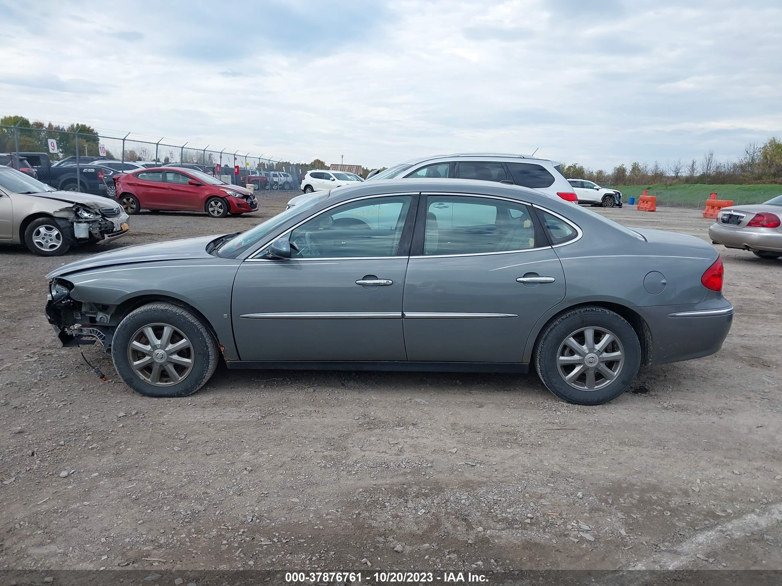 Photo 13 VIN: 2G4WC582391225868 - BUICK LACROSSE 