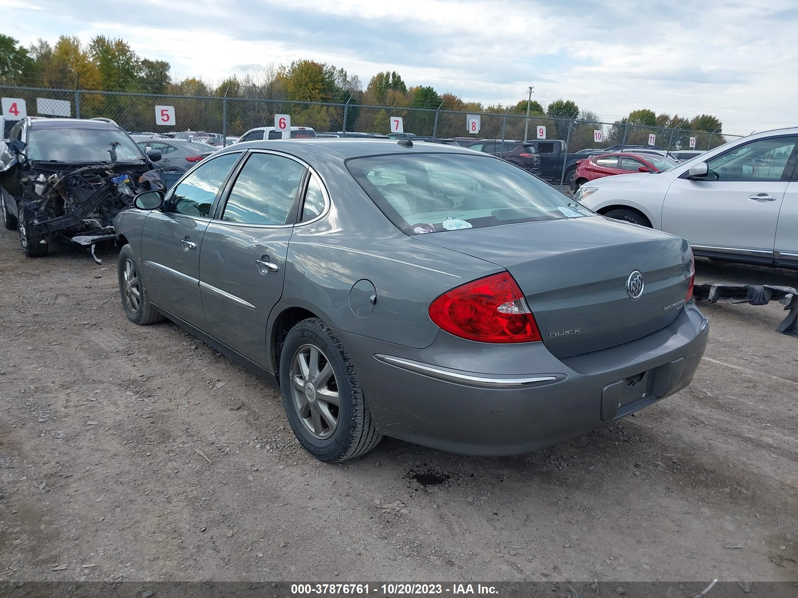 Photo 2 VIN: 2G4WC582391225868 - BUICK LACROSSE 