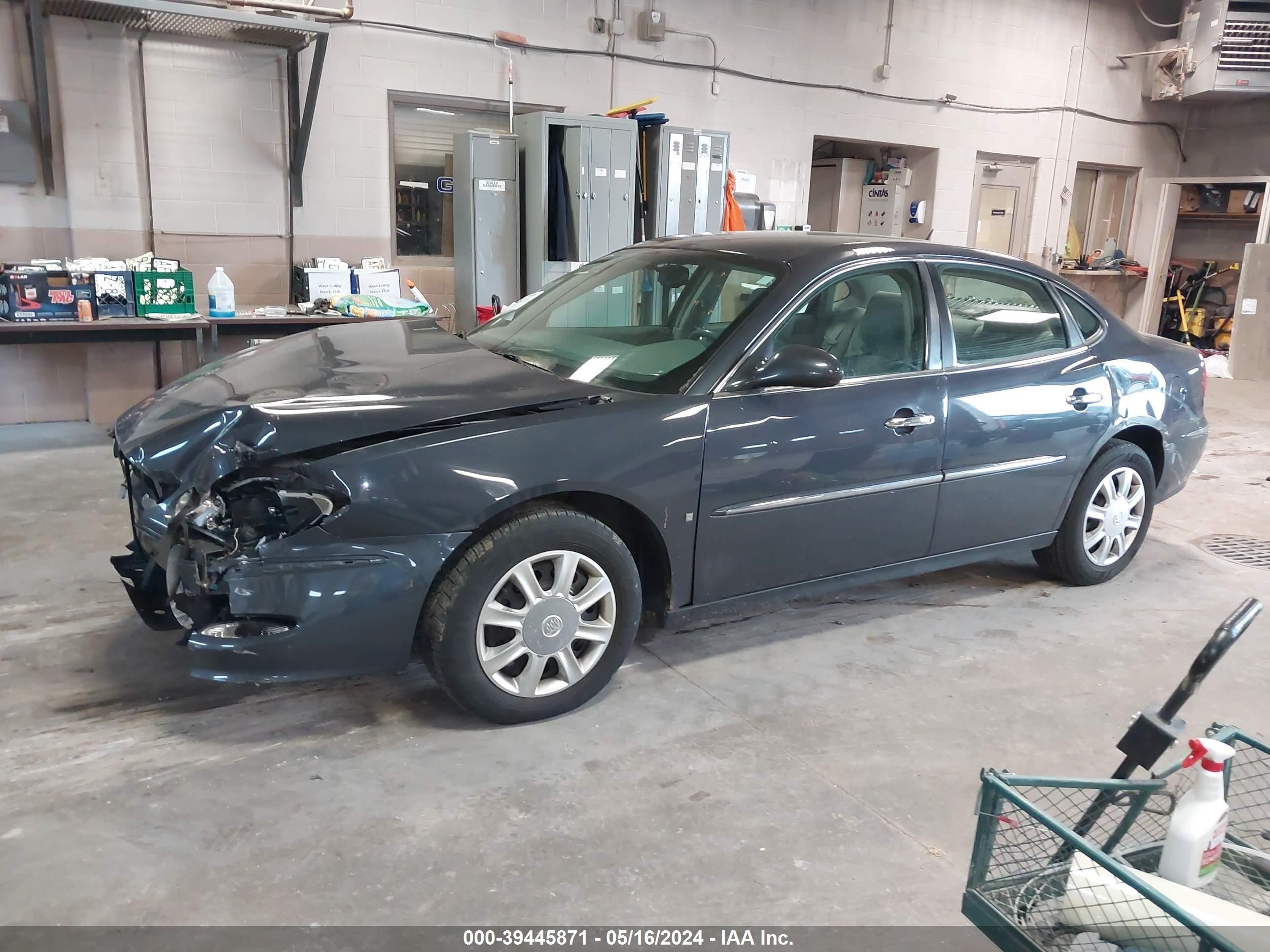 Photo 1 VIN: 2G4WC582581334296 - BUICK LACROSSE 