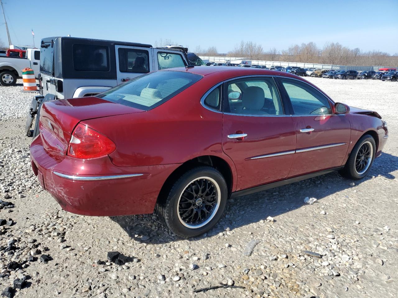 Photo 2 VIN: 2G4WC582581371414 - BUICK LACROSSE 