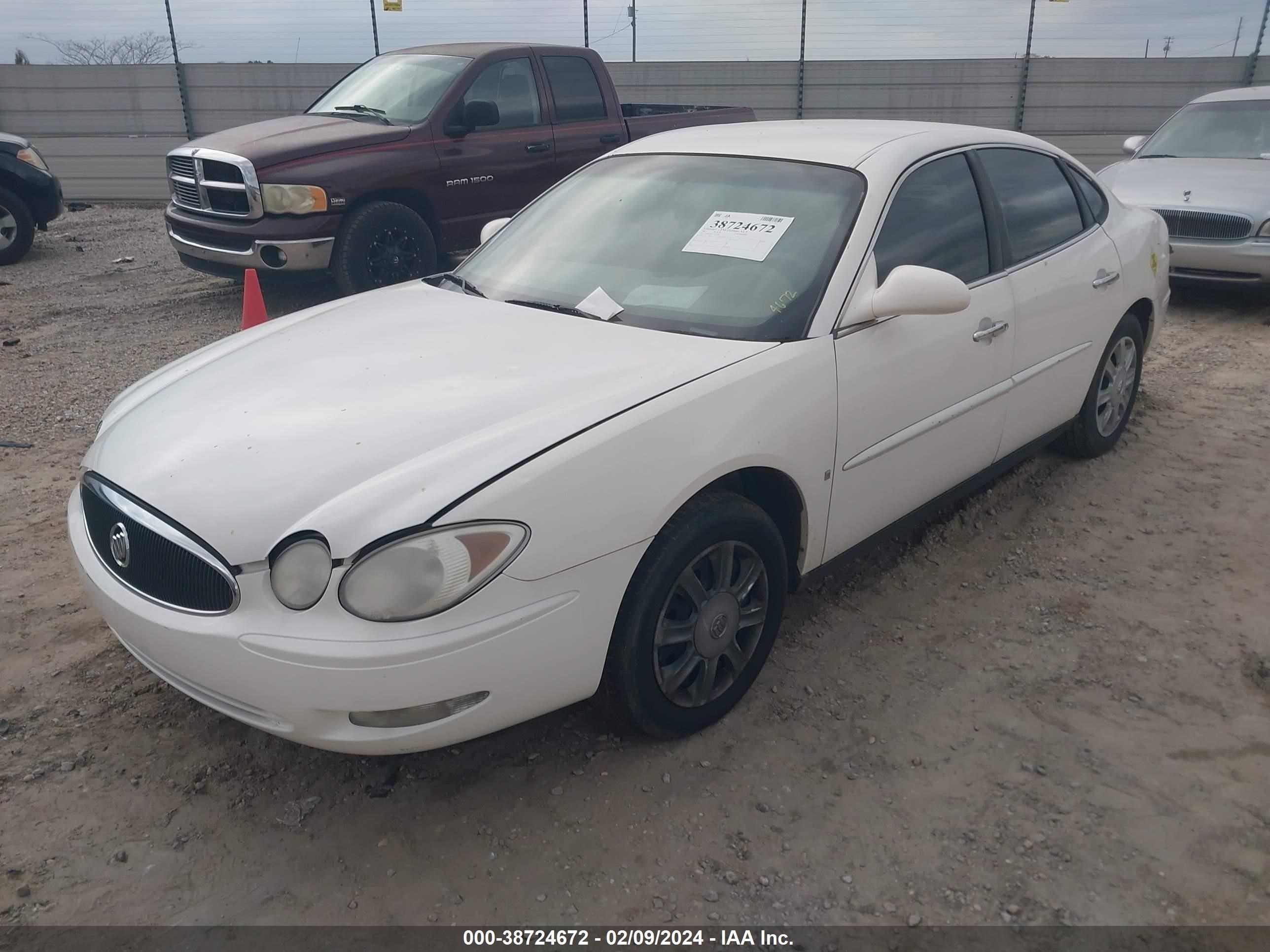 Photo 1 VIN: 2G4WC582671129844 - BUICK LACROSSE 