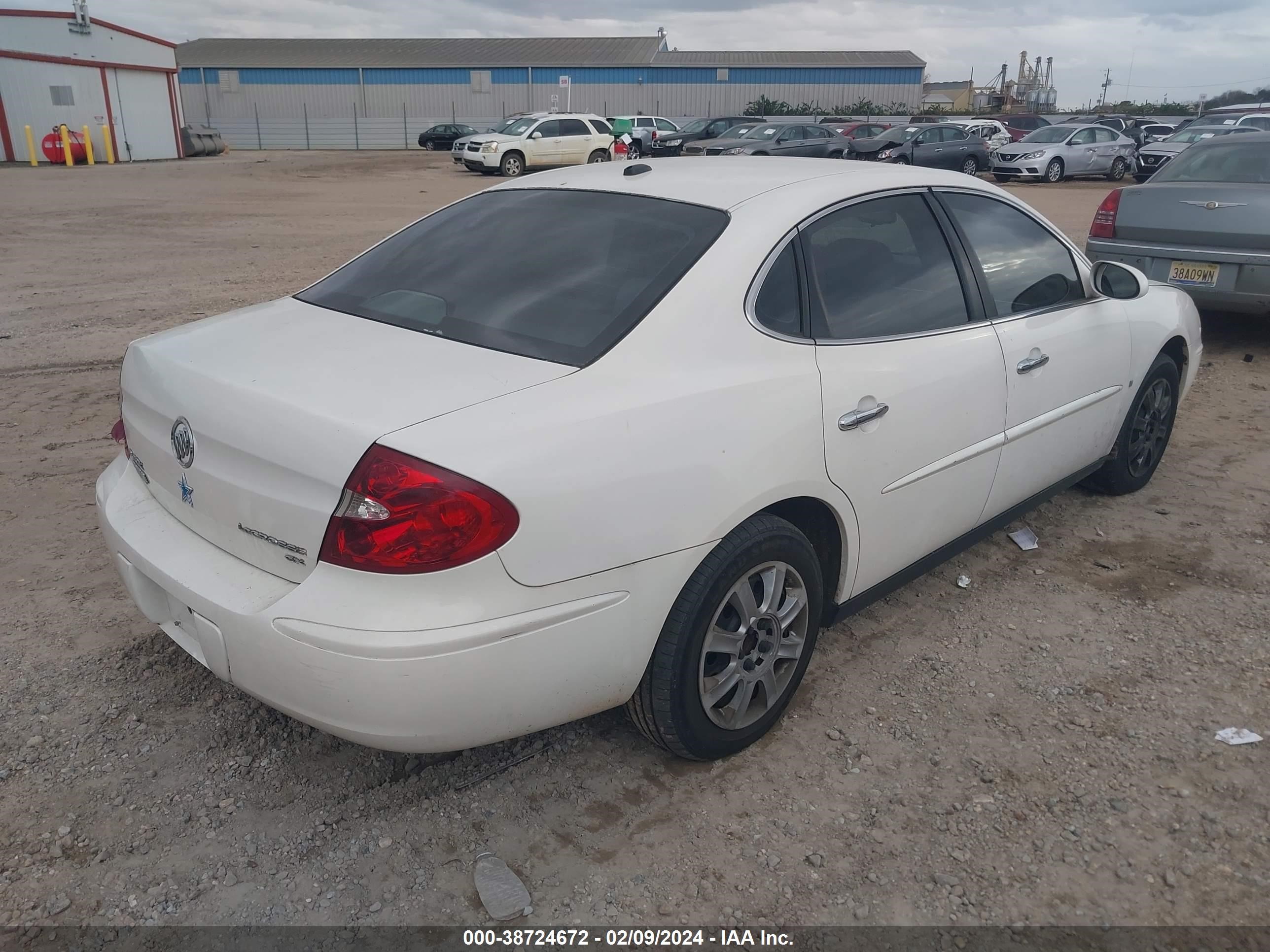 Photo 3 VIN: 2G4WC582671129844 - BUICK LACROSSE 