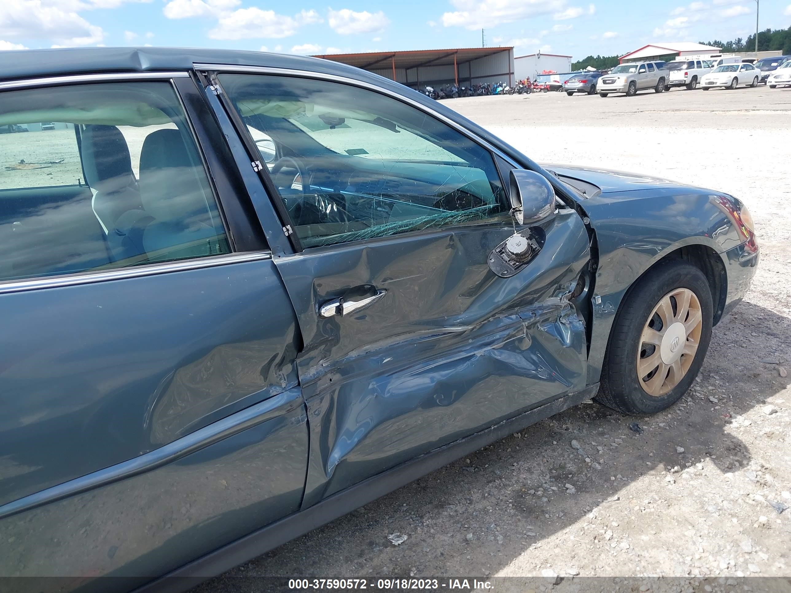 Photo 5 VIN: 2G4WC582771200856 - BUICK LACROSSE 