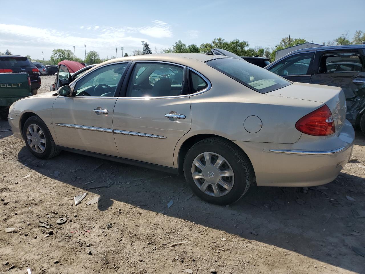 Photo 1 VIN: 2G4WC582981173631 - BUICK LACROSSE 