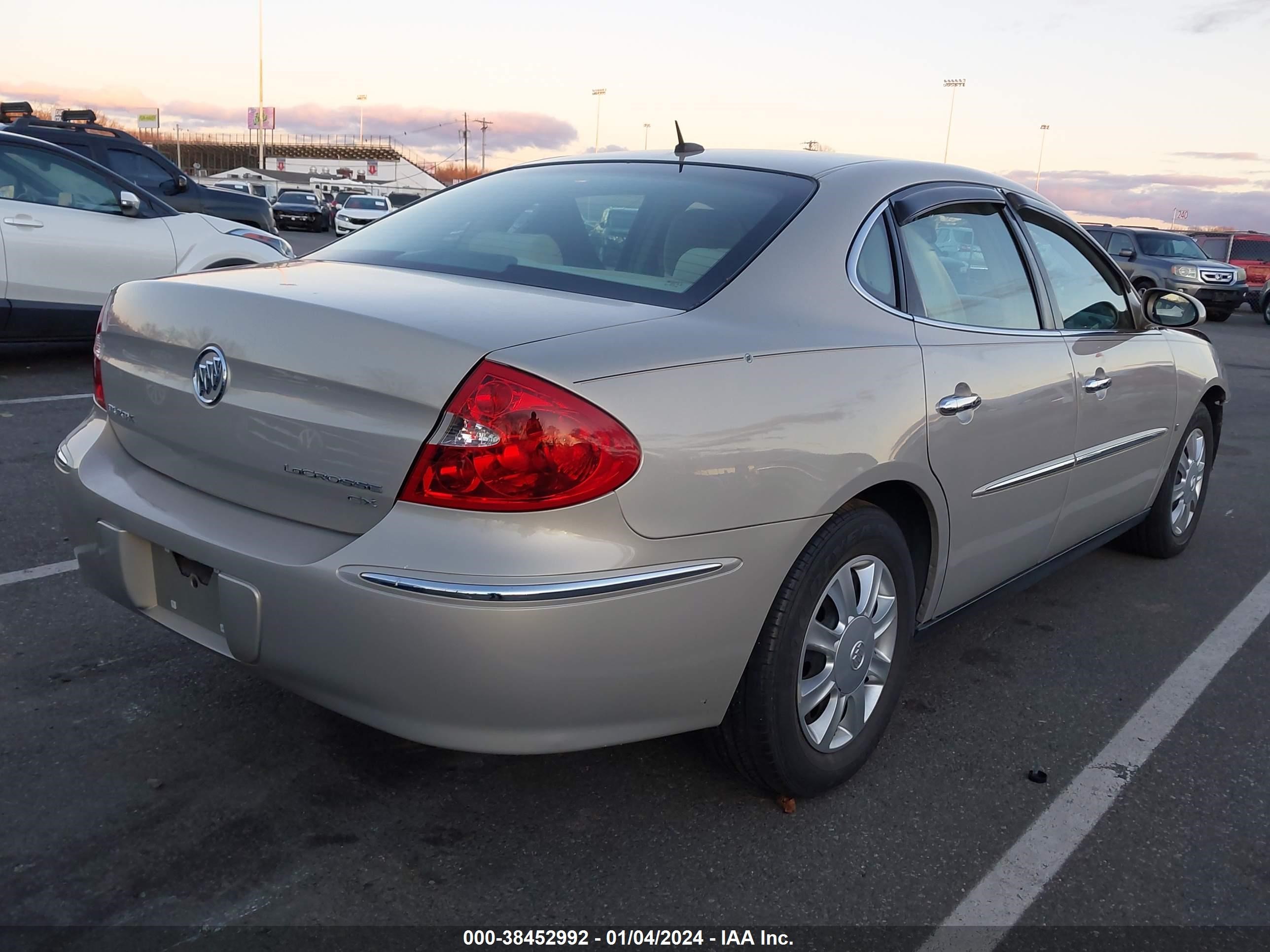 Photo 3 VIN: 2G4WC582981325262 - BUICK LACROSSE 