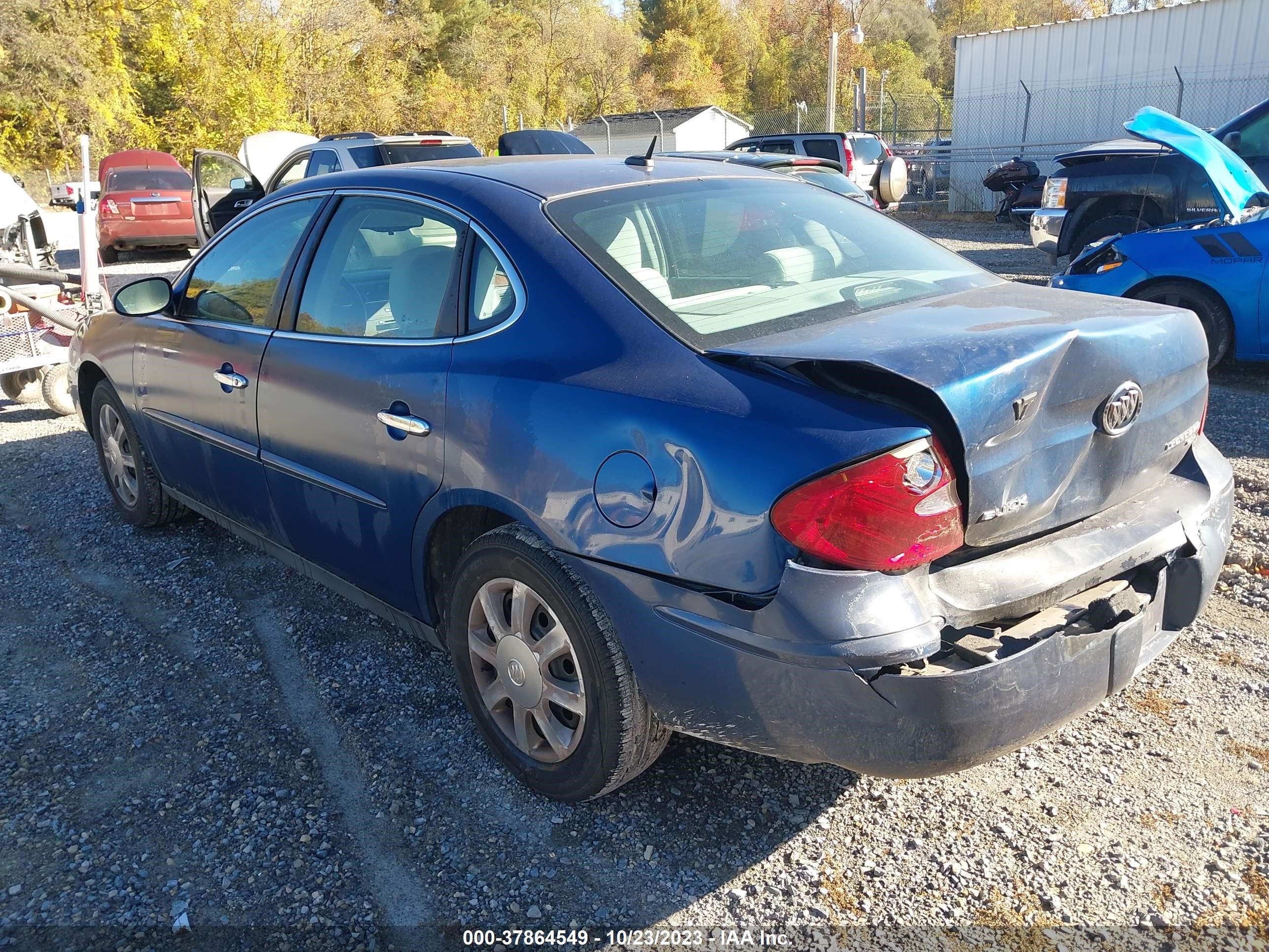 Photo 2 VIN: 2G4WC582X61144863 - BUICK LACROSSE 