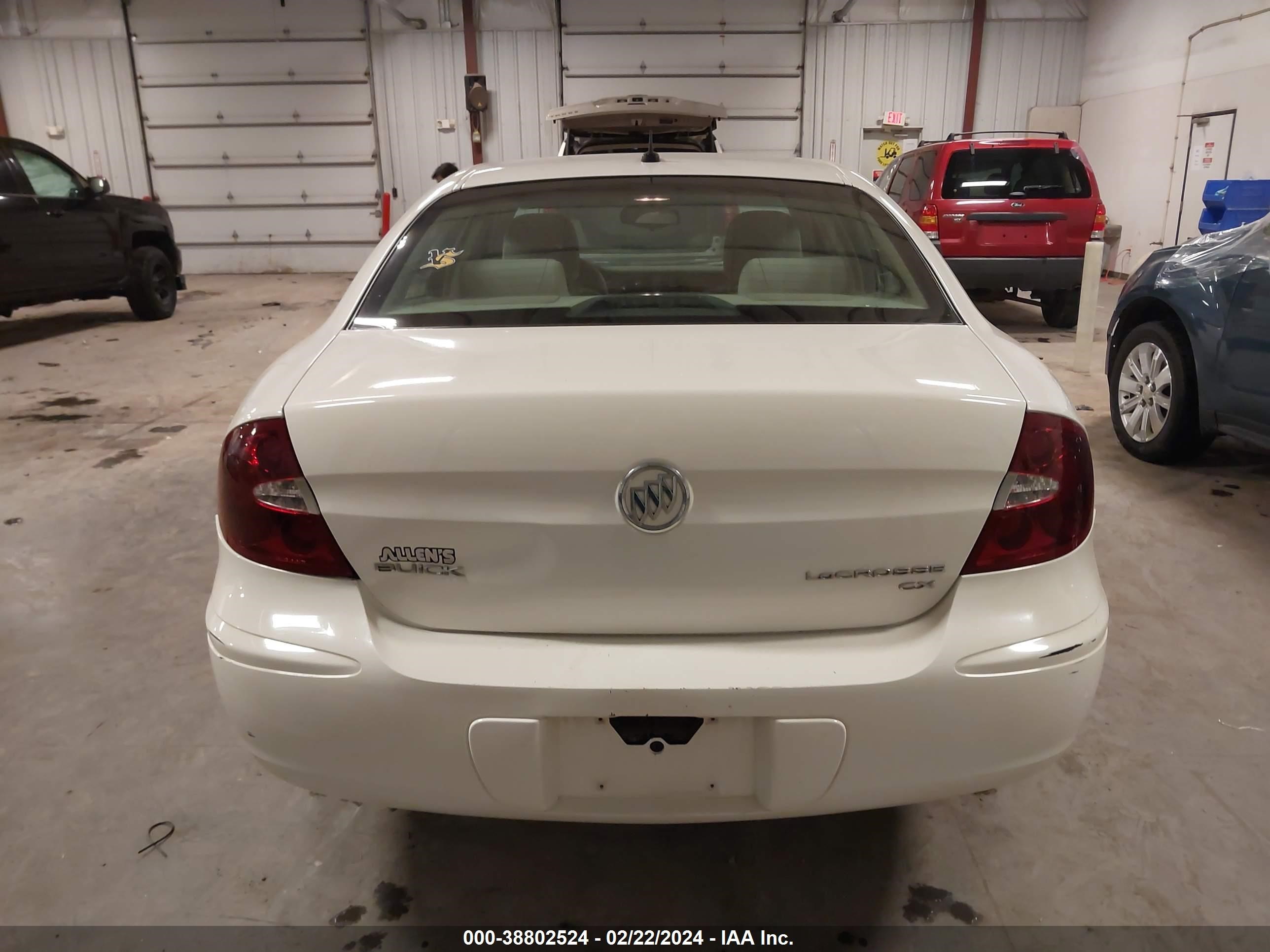 Photo 15 VIN: 2G4WC582X61261066 - BUICK LACROSSE 