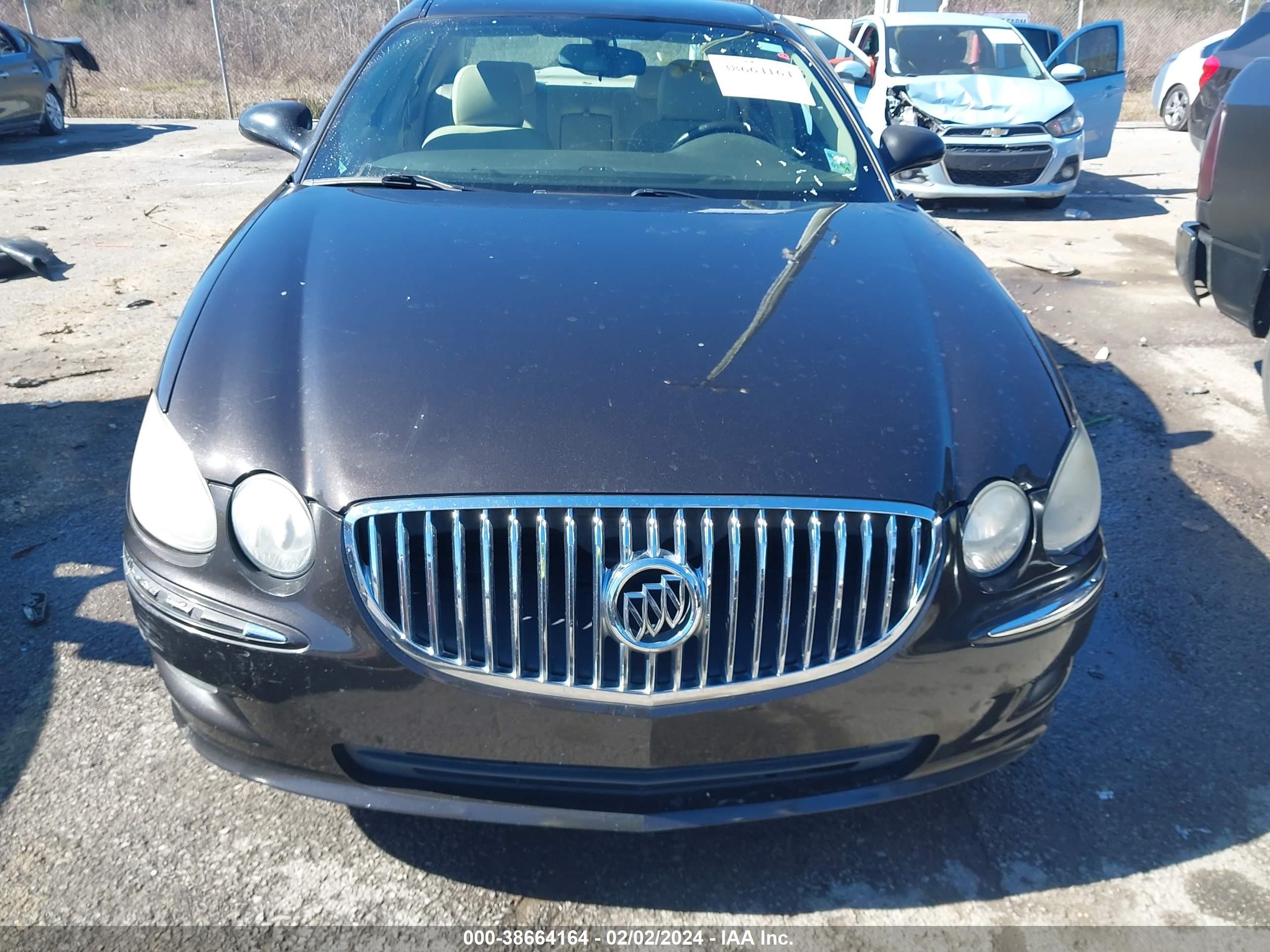 Photo 11 VIN: 2G4WC582X81170995 - BUICK LACROSSE 