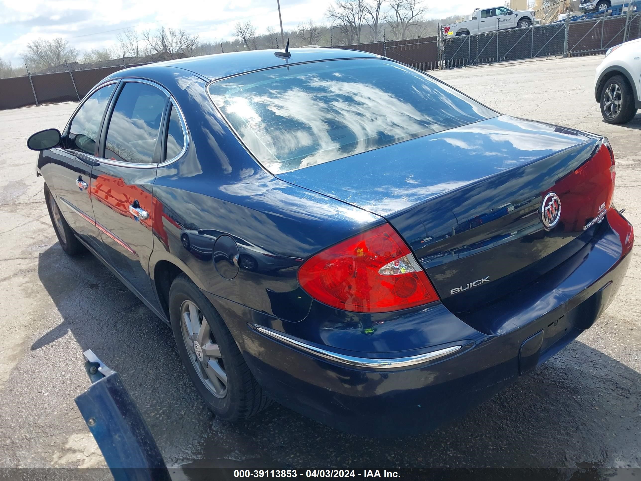 Photo 2 VIN: 2G4WC582X91171596 - BUICK LACROSSE 