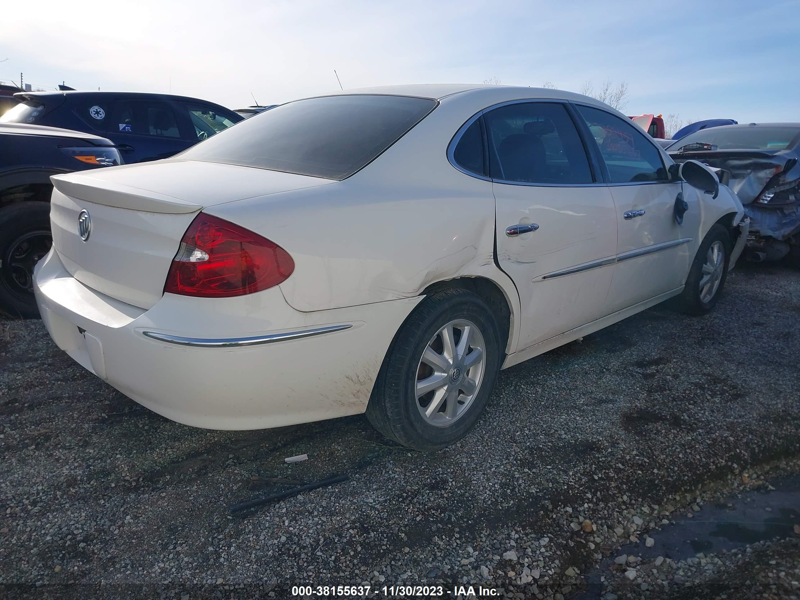 Photo 4 VIN: 2G4WD532051225311 - BUICK LACROSSE 