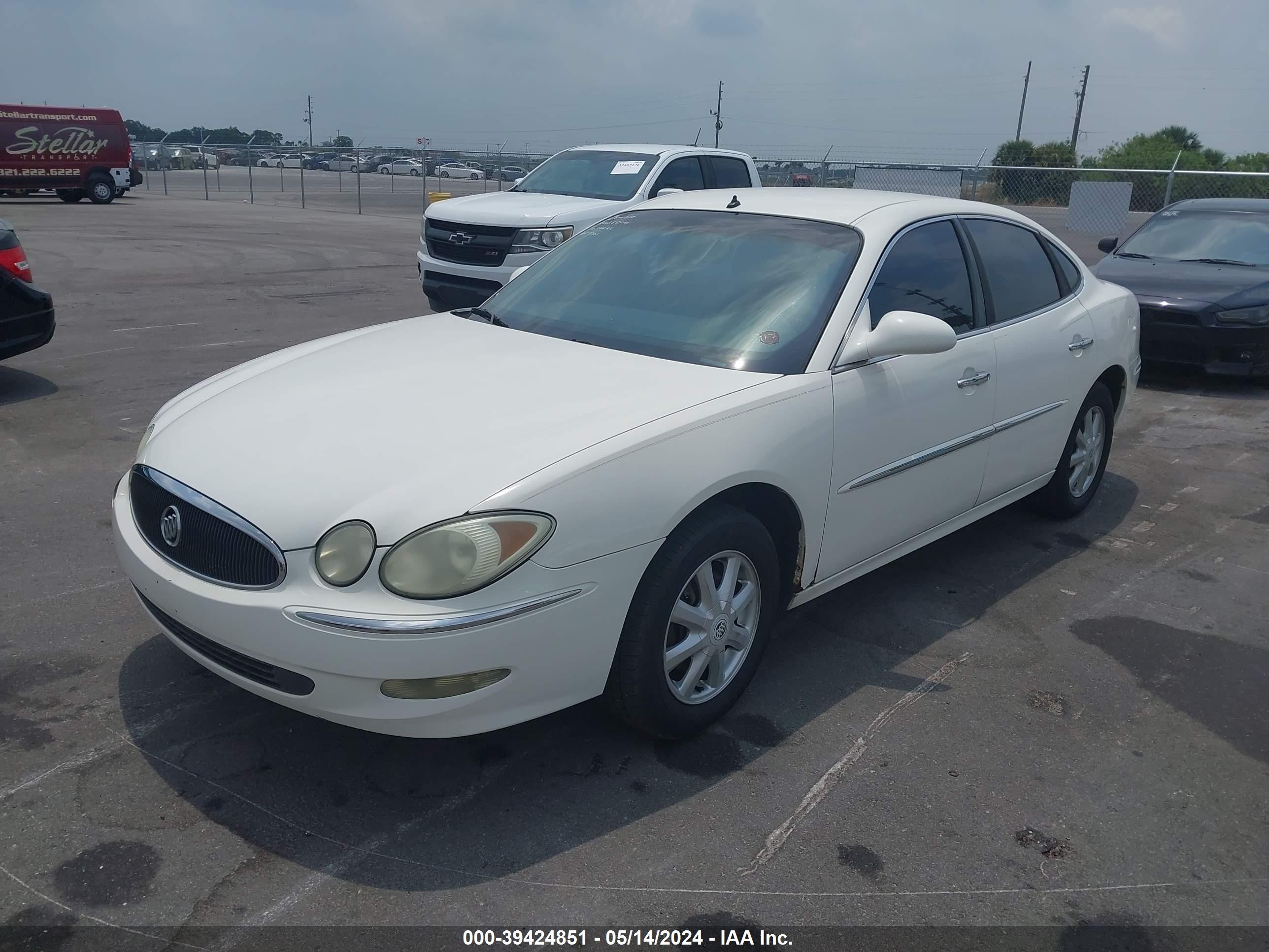 Photo 1 VIN: 2G4WD532X51294393 - BUICK LACROSSE 