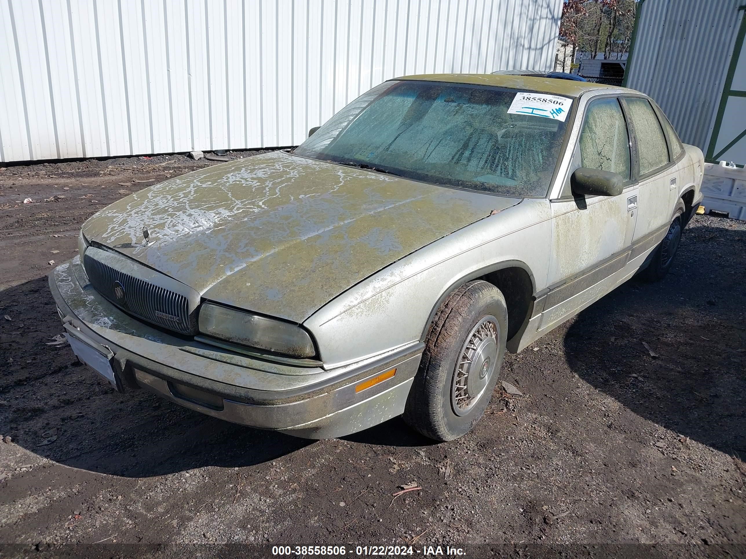 Photo 1 VIN: 2G4WD54L0P1461564 - BUICK REGAL 