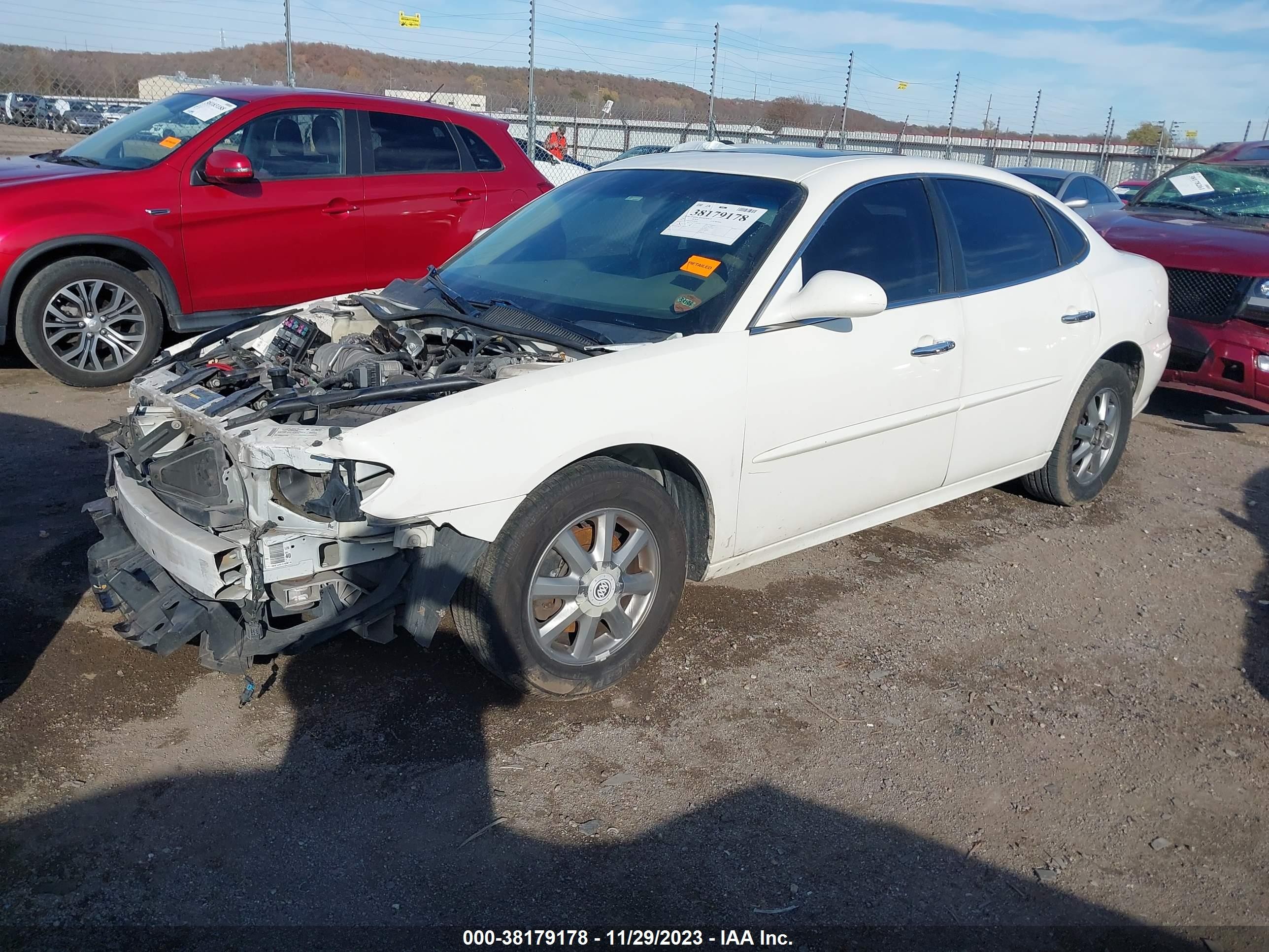 Photo 1 VIN: 2G4WD552271220790 - BUICK LACROSSE 