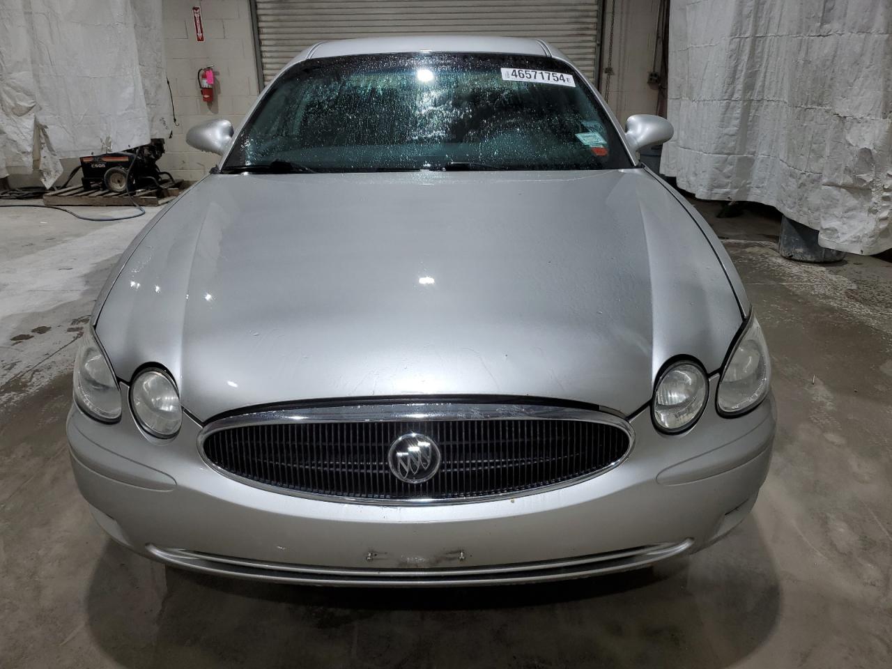 Photo 4 VIN: 2G4WD552371163421 - BUICK LACROSSE 