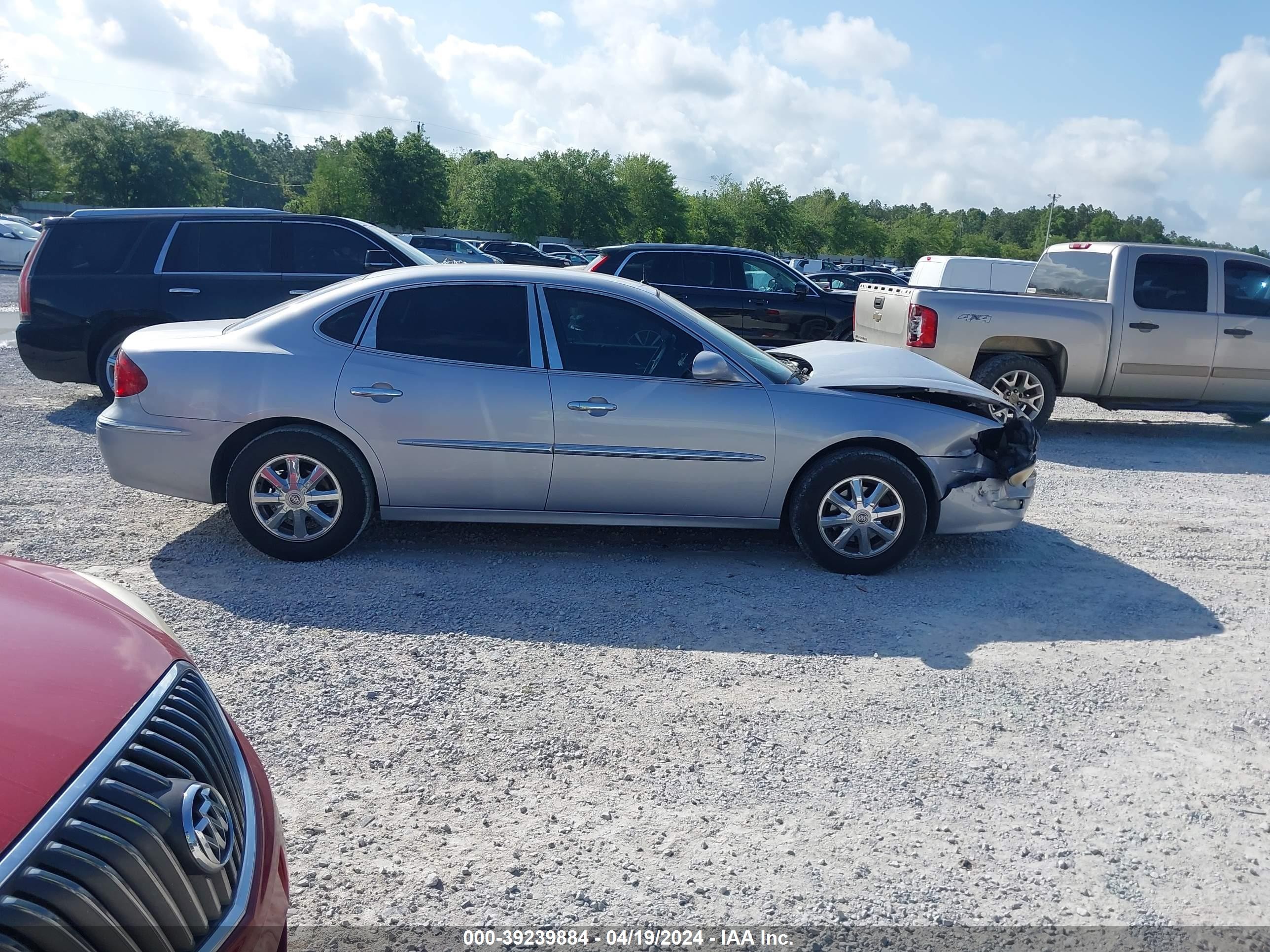 Photo 11 VIN: 2G4WD562251249721 - BUICK LACROSSE 