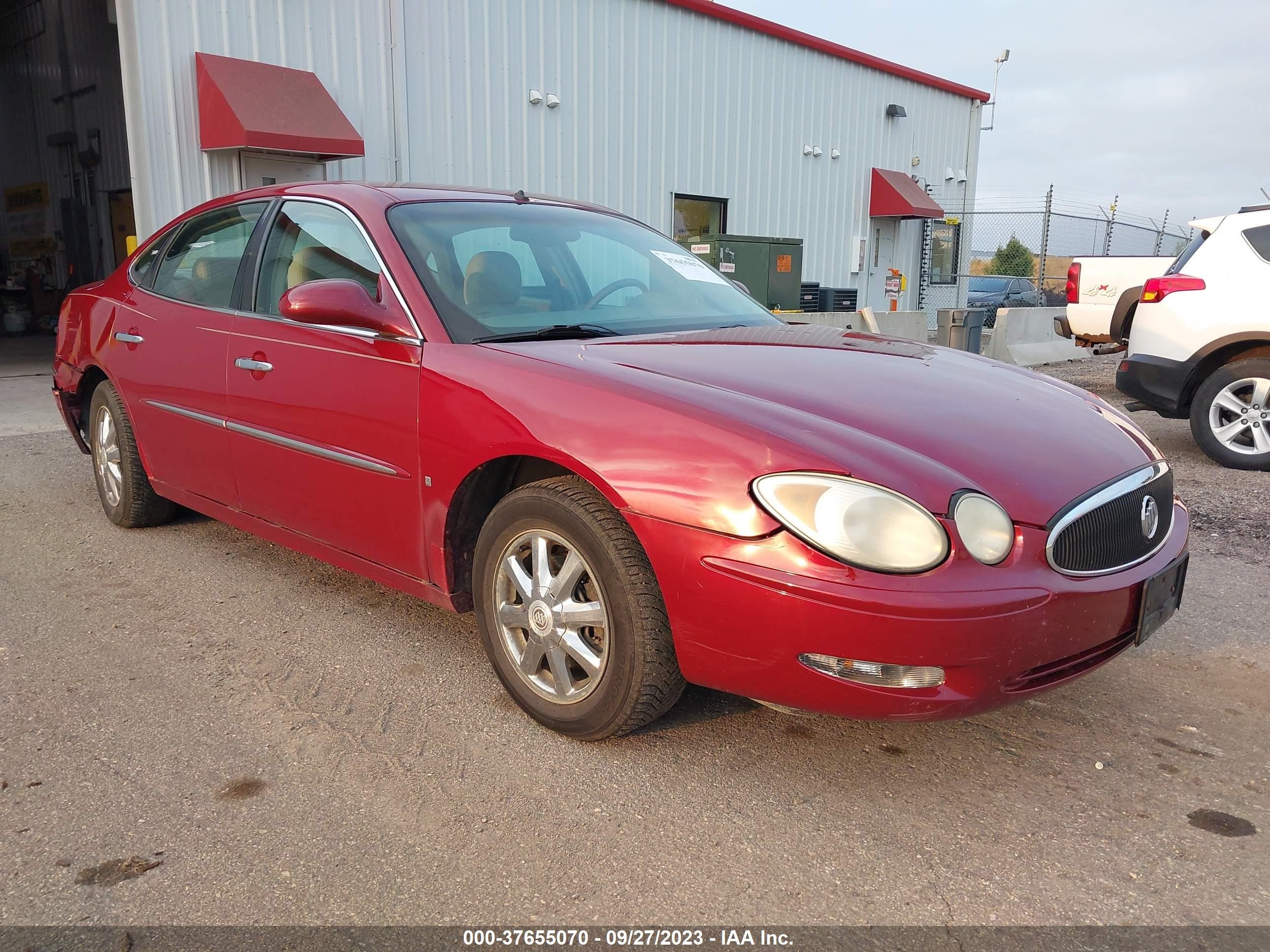 Photo 0 VIN: 2G4WD562651203681 - BUICK LACROSSE 