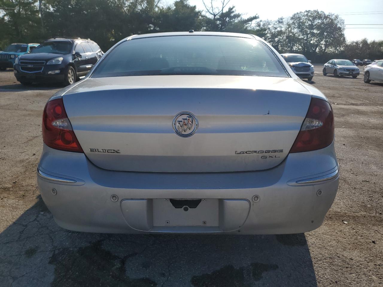 Photo 5 VIN: 2G4WD562651220707 - BUICK LACROSSE 