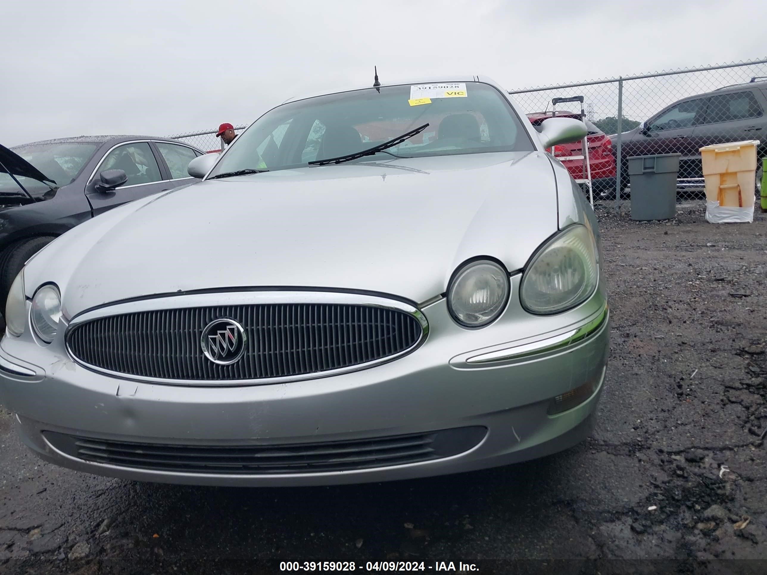 Photo 11 VIN: 2G4WD562751207268 - BUICK LACROSSE 