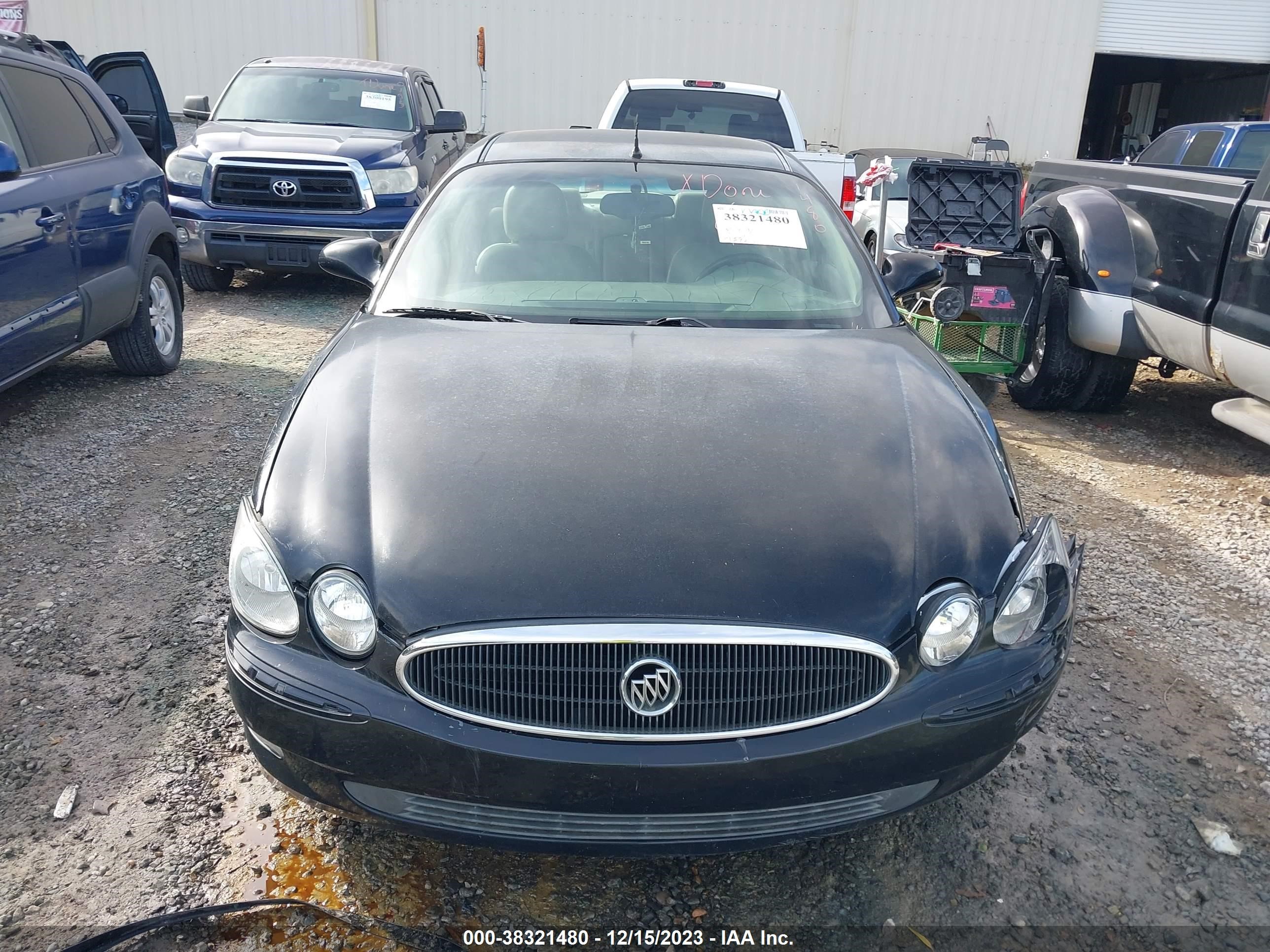 Photo 11 VIN: 2G4WD562751275859 - BUICK LACROSSE 