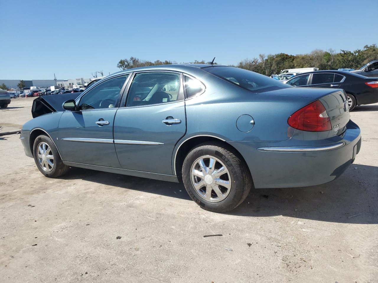 Photo 1 VIN: 2G4WD582061119015 - BUICK LACROSSE 