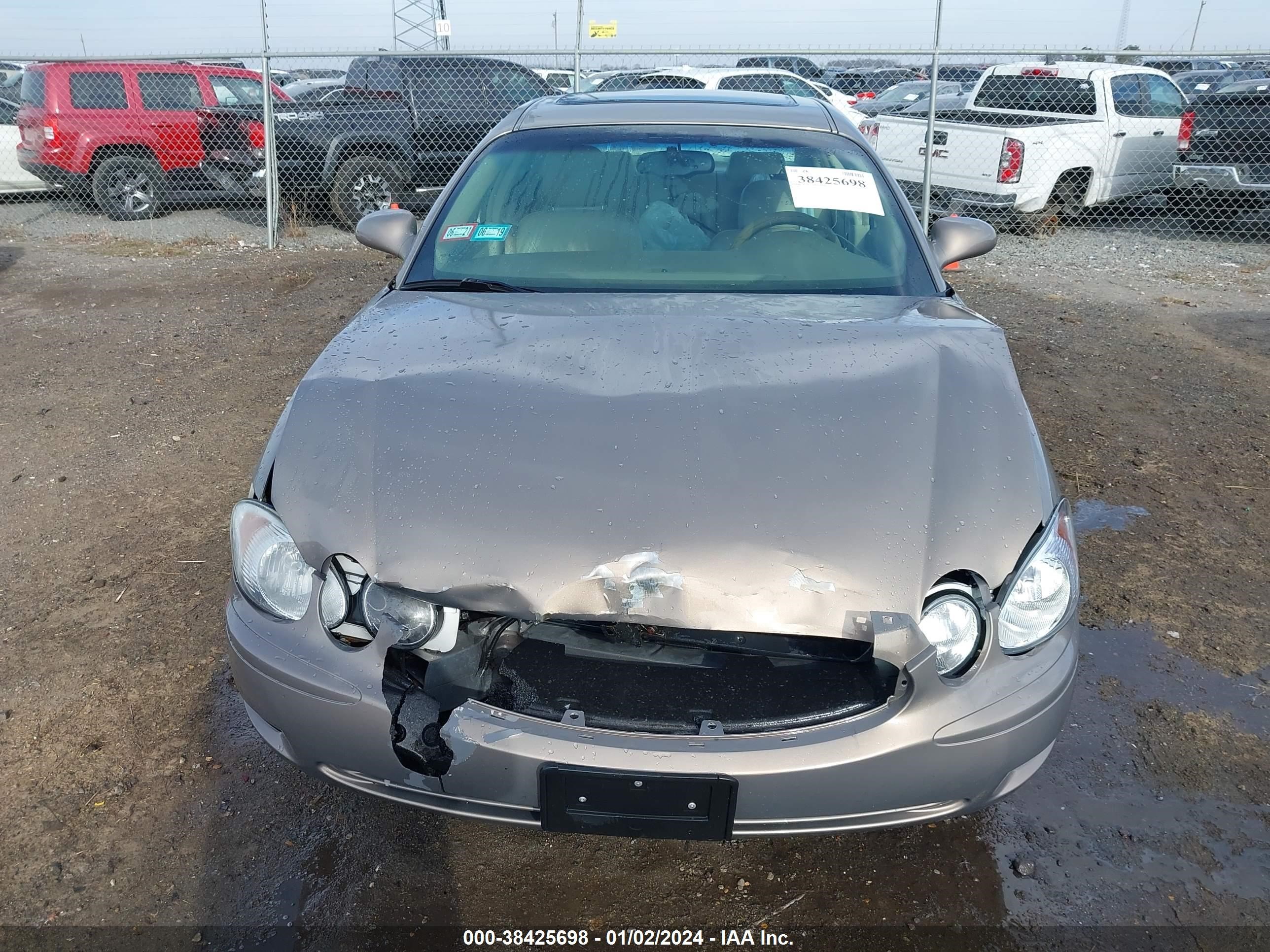 Photo 11 VIN: 2G4WD582061216585 - BUICK LACROSSE 