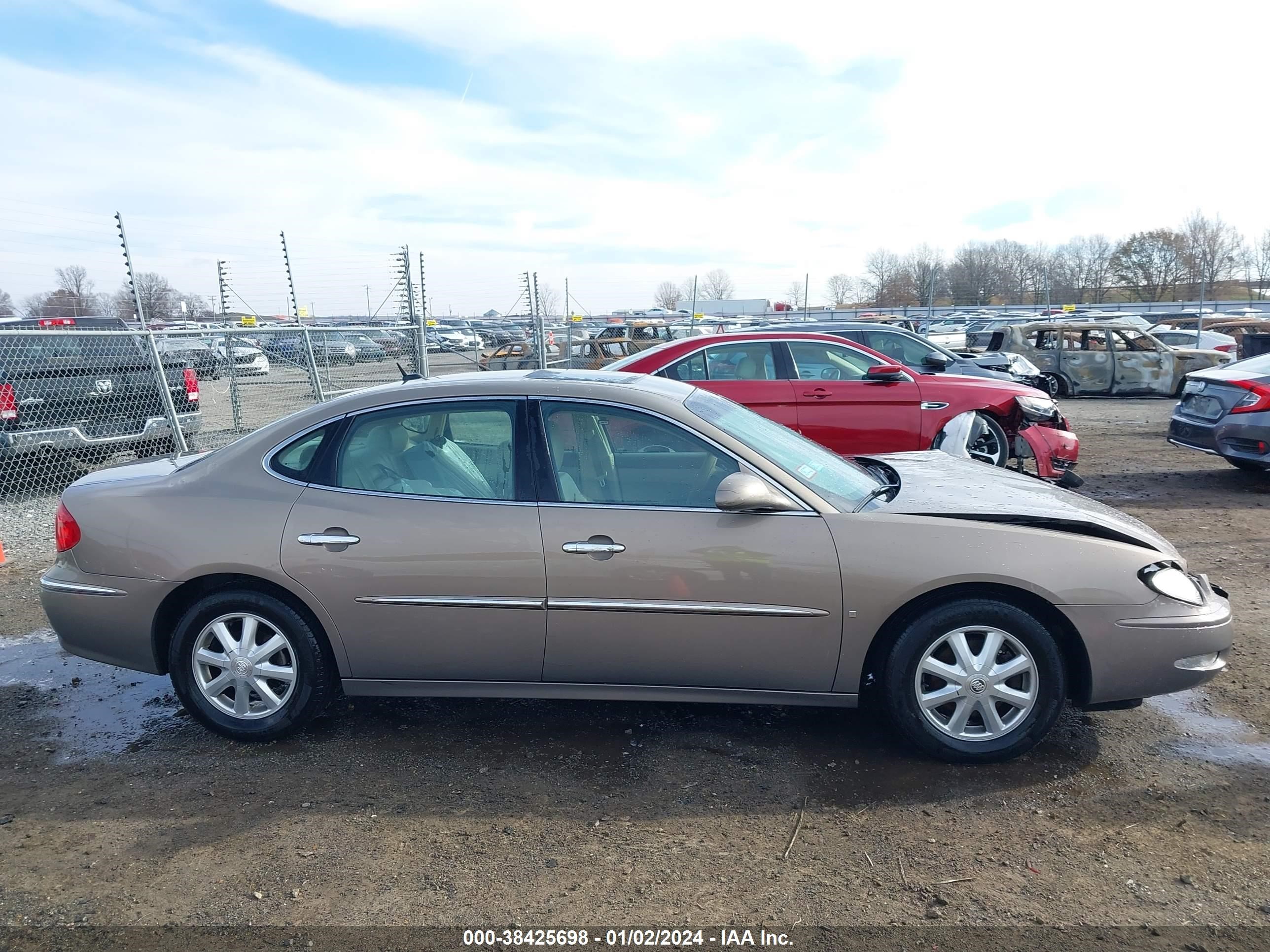 Photo 12 VIN: 2G4WD582061216585 - BUICK LACROSSE 