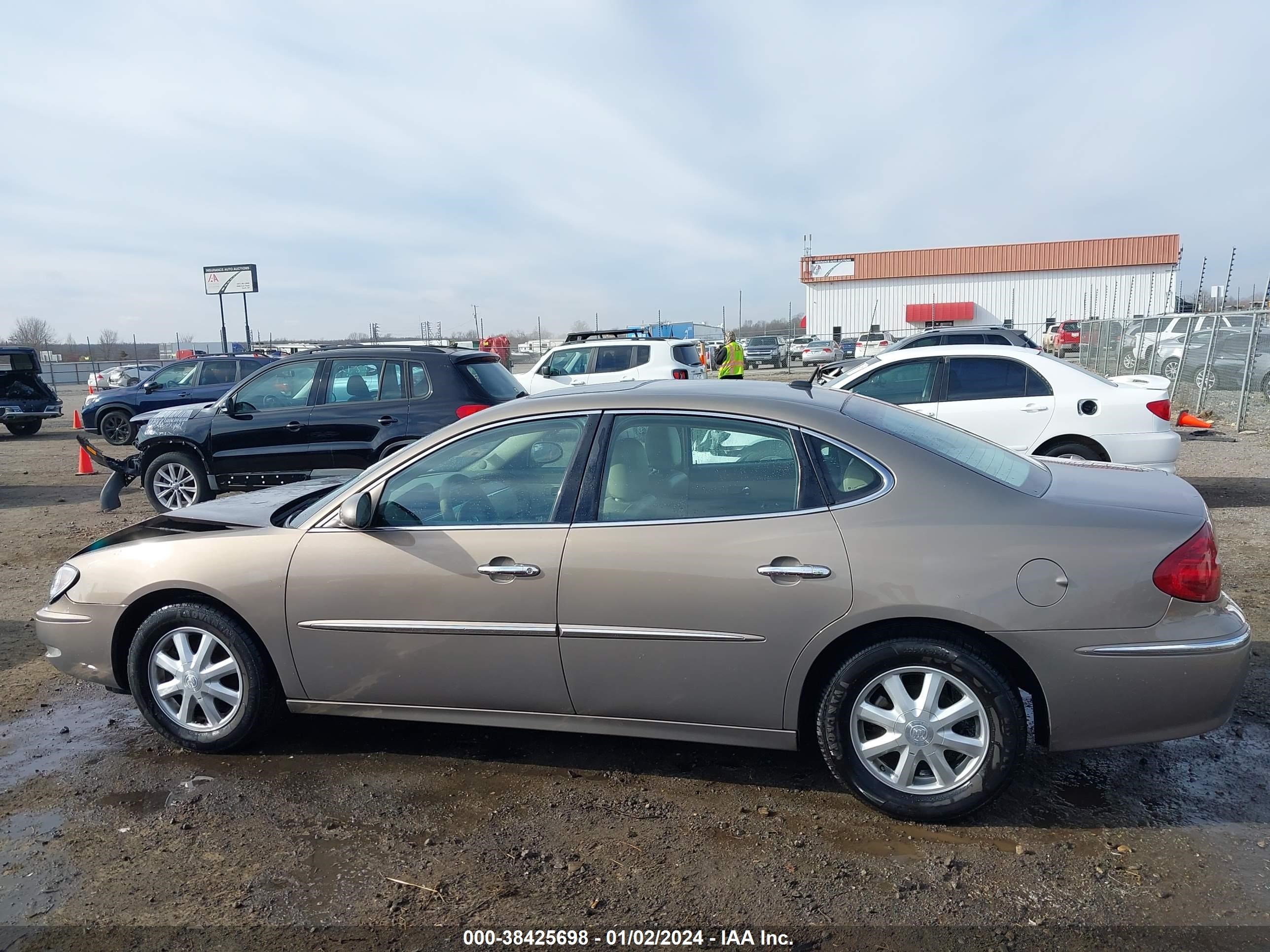 Photo 13 VIN: 2G4WD582061216585 - BUICK LACROSSE 