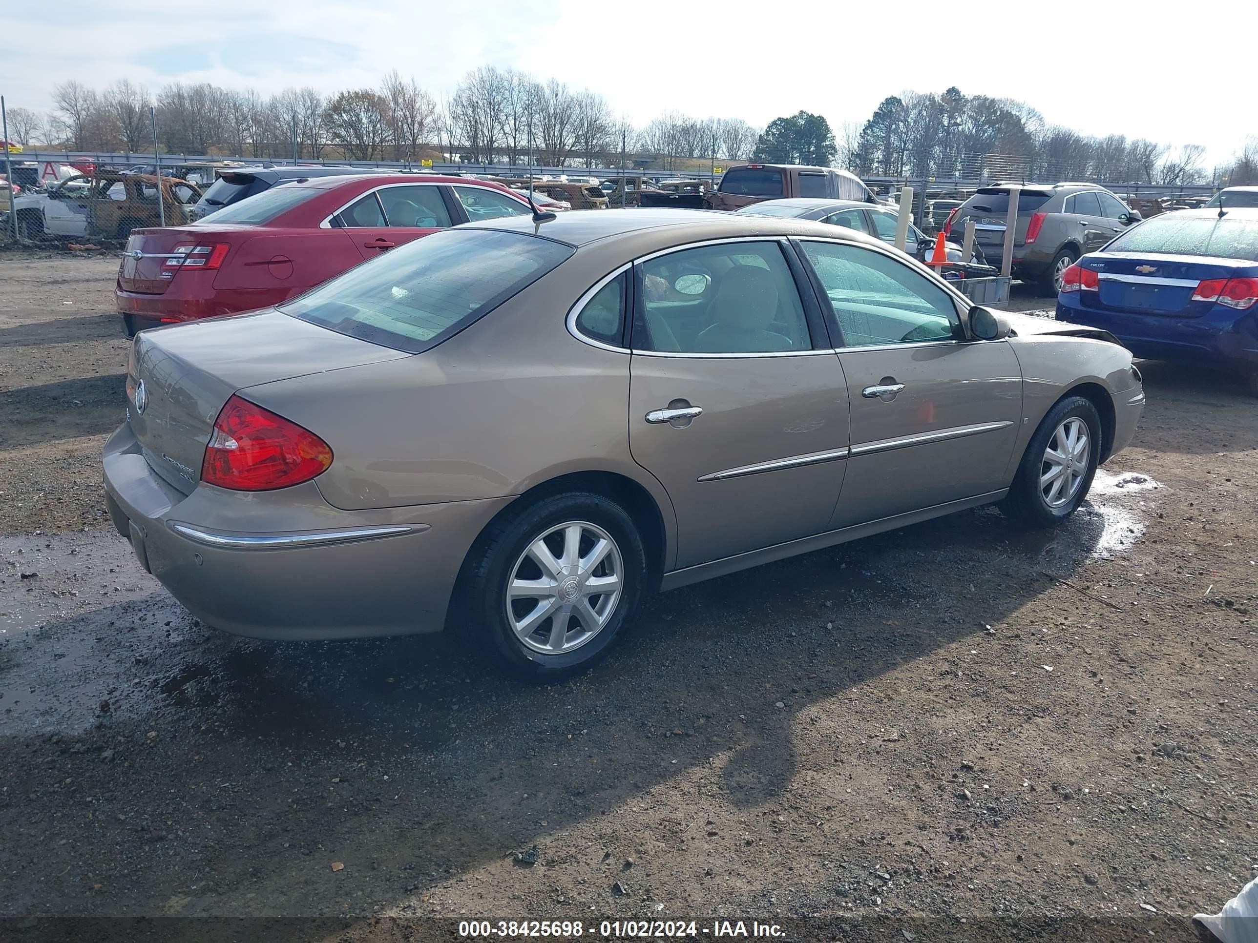 Photo 3 VIN: 2G4WD582061216585 - BUICK LACROSSE 